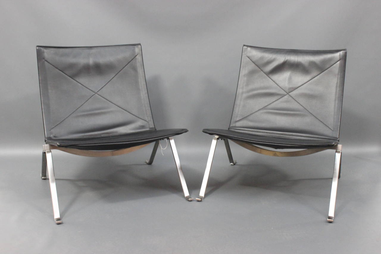 Scandinavian Modern PK22 Lounge Chairs by Poul Kjærholm Made by Fritz Hansen