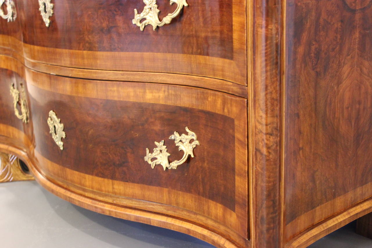 Baroque Chest of Drawers from 1740 in Walnut, Manufactured in Denmark
