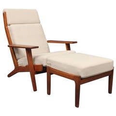 Hans J. Wegner Lounge Chair with Footstool, Model GE290 in Teak, 1960