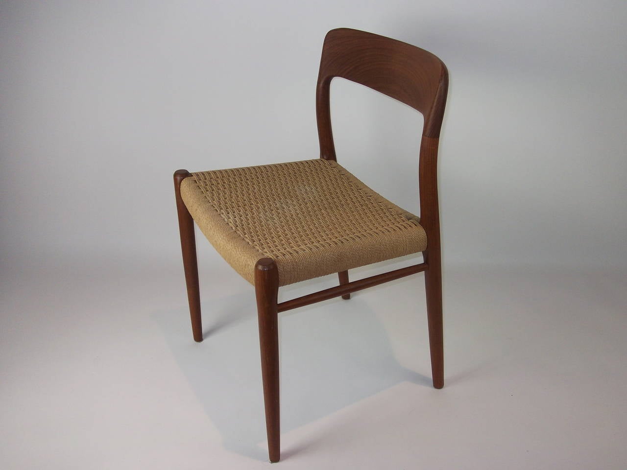 One lonely J.L Moller chair - designed by Niels Moller - chair model #75 - very good vintage condition - gorgeous patina - incredible craftsmanship - design year 1954 - made in Denmark