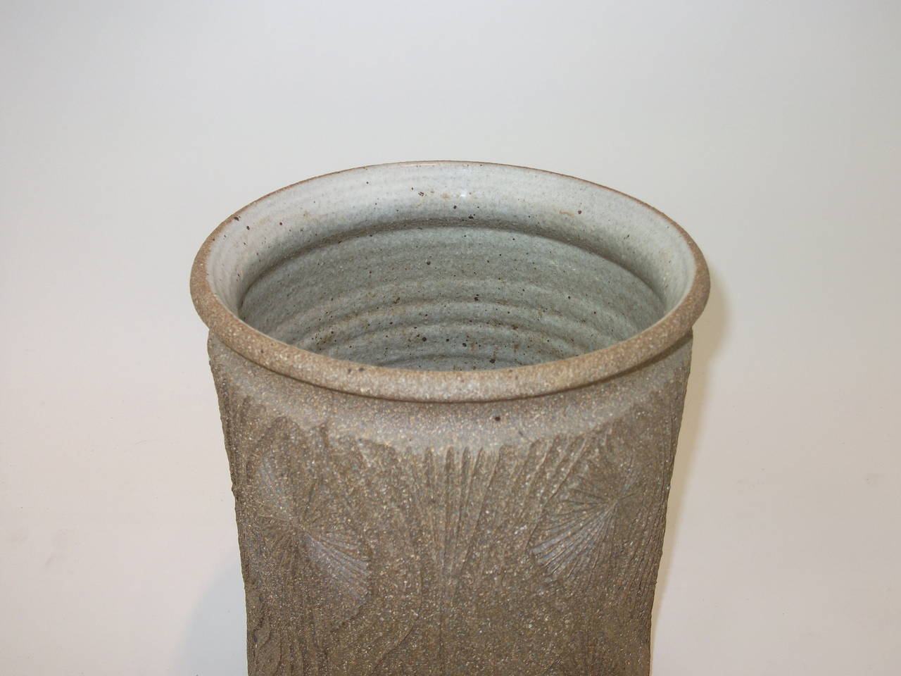 Mid-Century Modern Signed Teardrop Sunburst Stoneware Planter by Artist Robert Maxwell For Sale