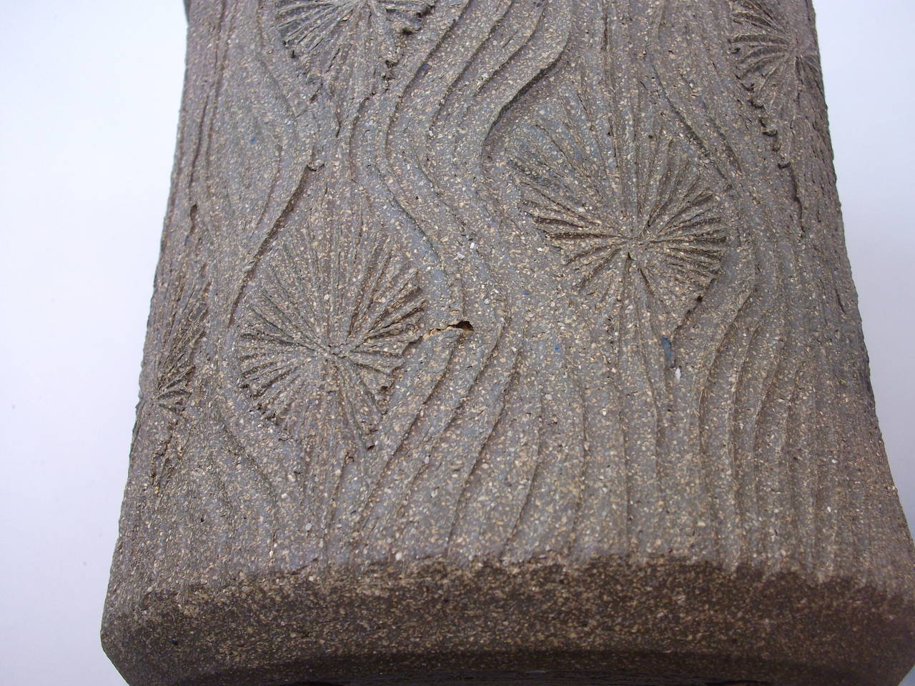 Signed Teardrop Sunburst Stoneware Planter by Artist Robert Maxwell For Sale 1