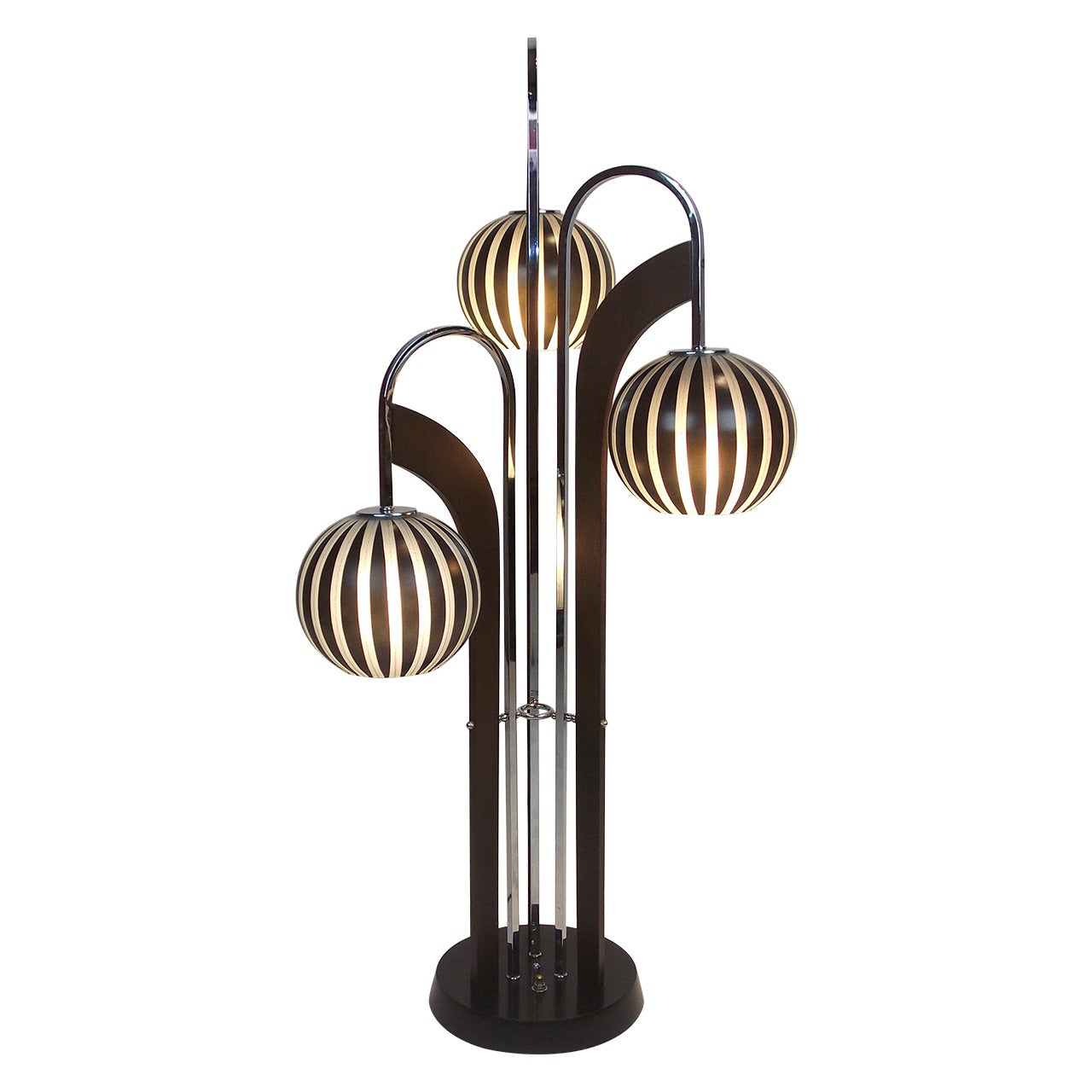 Exceptional Mid-Century Modern Three-Globe Lamp For Sale