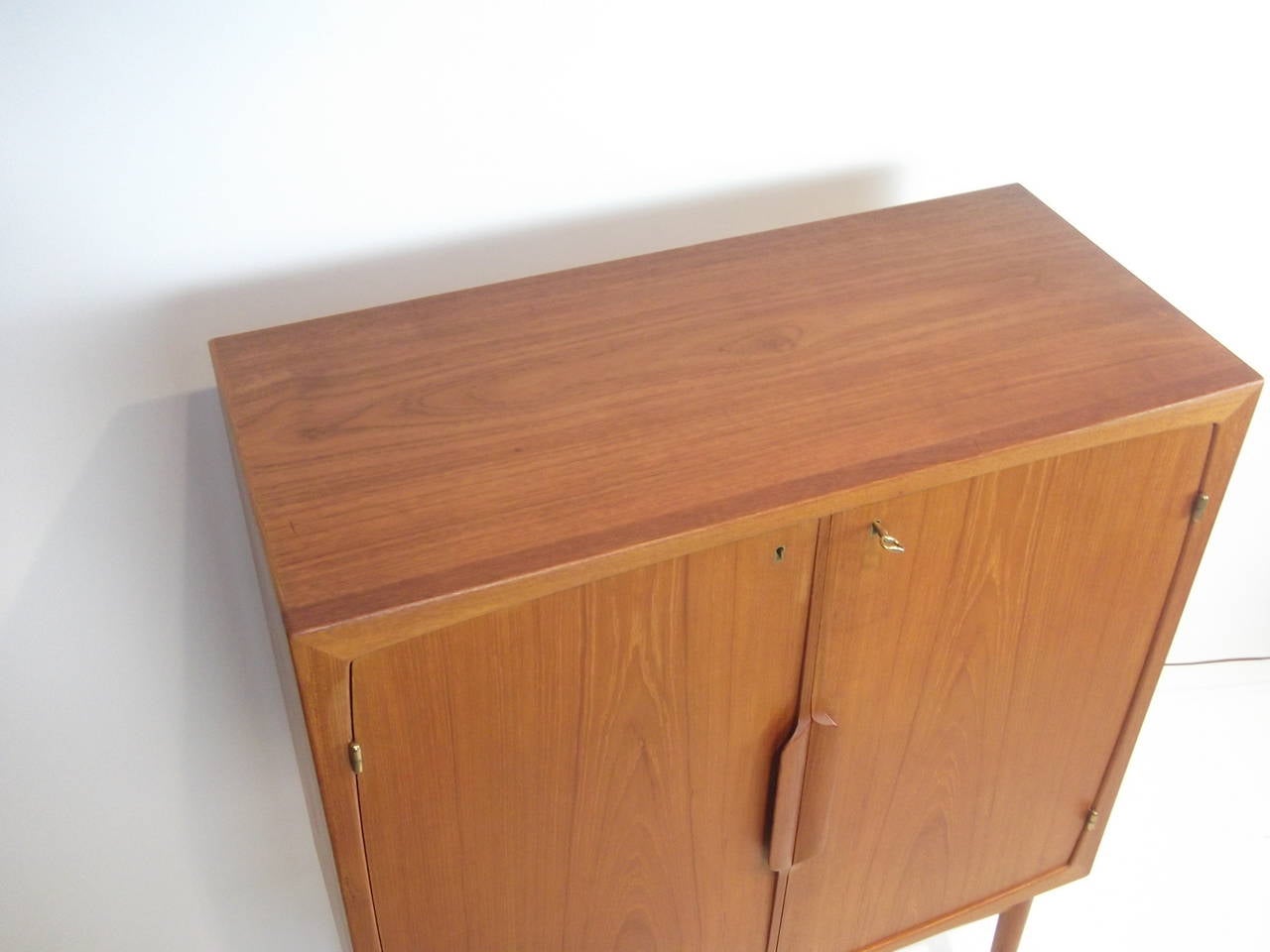 1950s Teak Bar Cabinet Designed by Torbjorn Afdal, Norway In Excellent Condition In Victoria, British Columbia