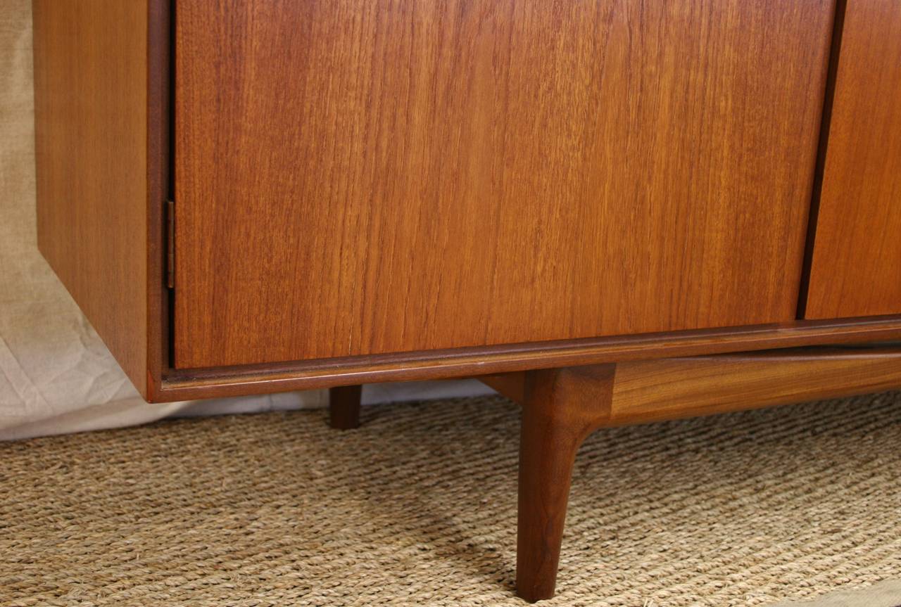 20th Century Mid-Century Modern Long Credenza in the Style of Ib Kofod-Larsen for G Plan