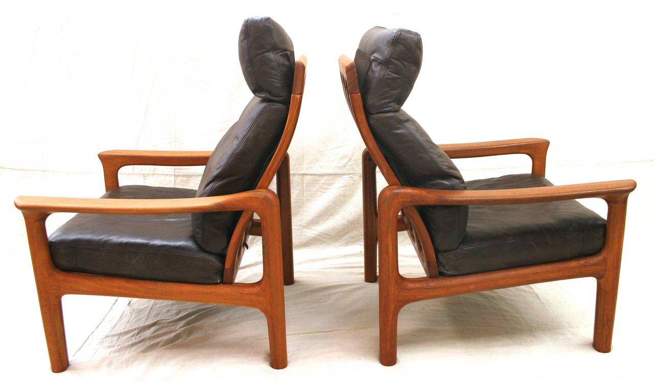 Pair of Teak and Leather Danish Modern High Back Lounge Chairs, circa 1970 In Excellent Condition For Sale In Austin, TX