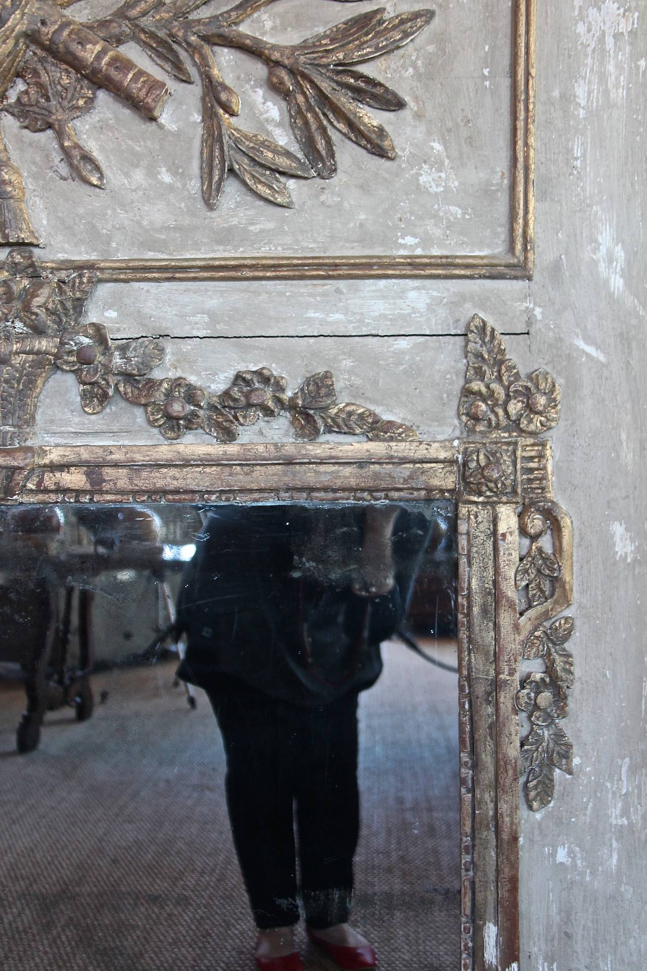 Giltwood 18th Century Trumeau Mirror