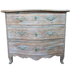 Bleached Serpentine Chest with Brushing Slide