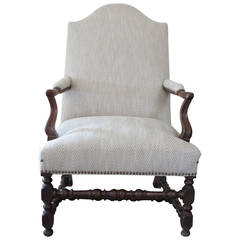 18th Century Louse XIII French Chair in Walnut