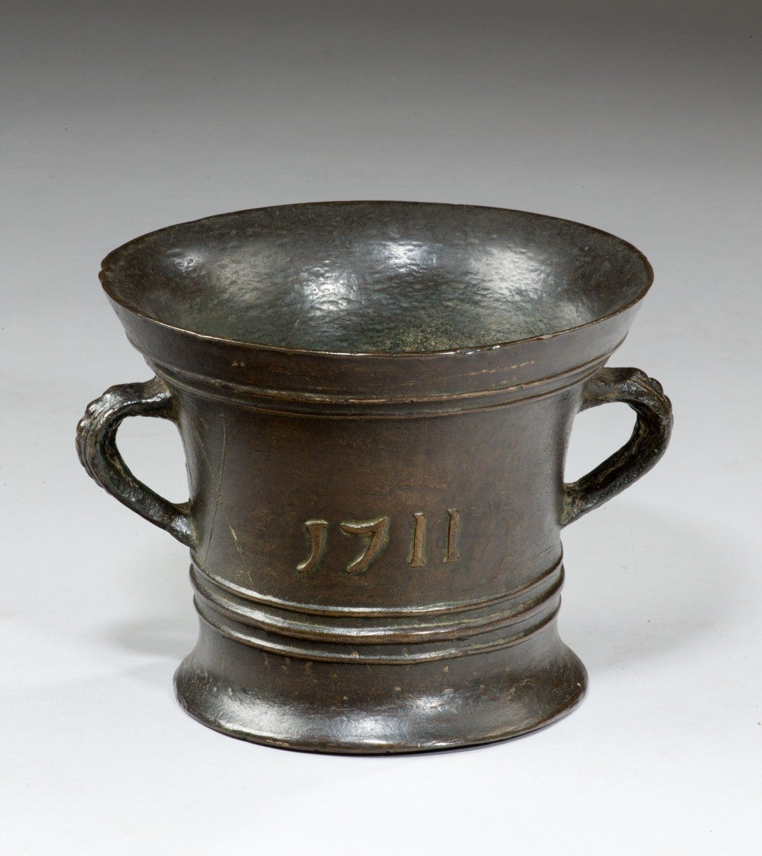 Large Queen Anne Bronze Alloy Mortar