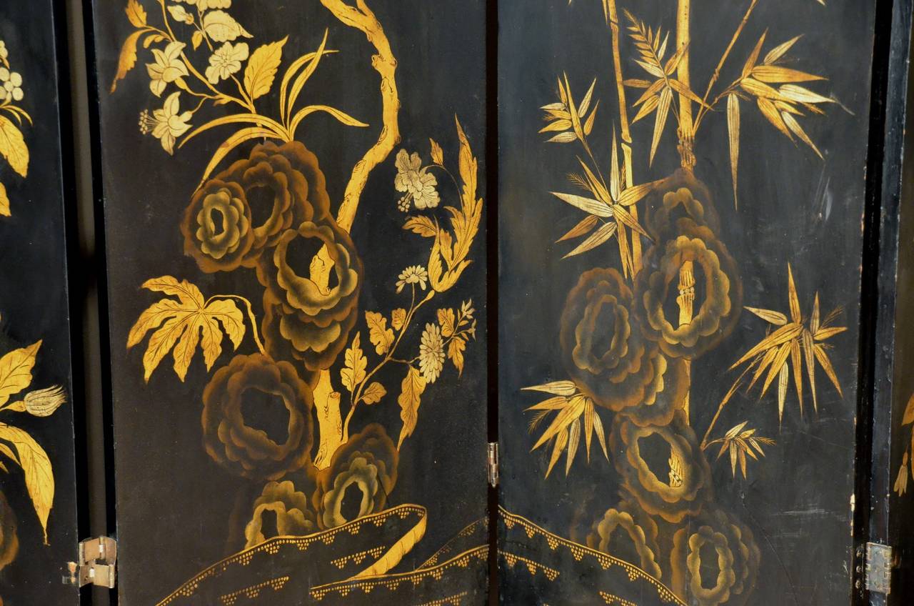 Hand-Painted Early 19th Century Chinese Black Lacquer Export Folding Screen