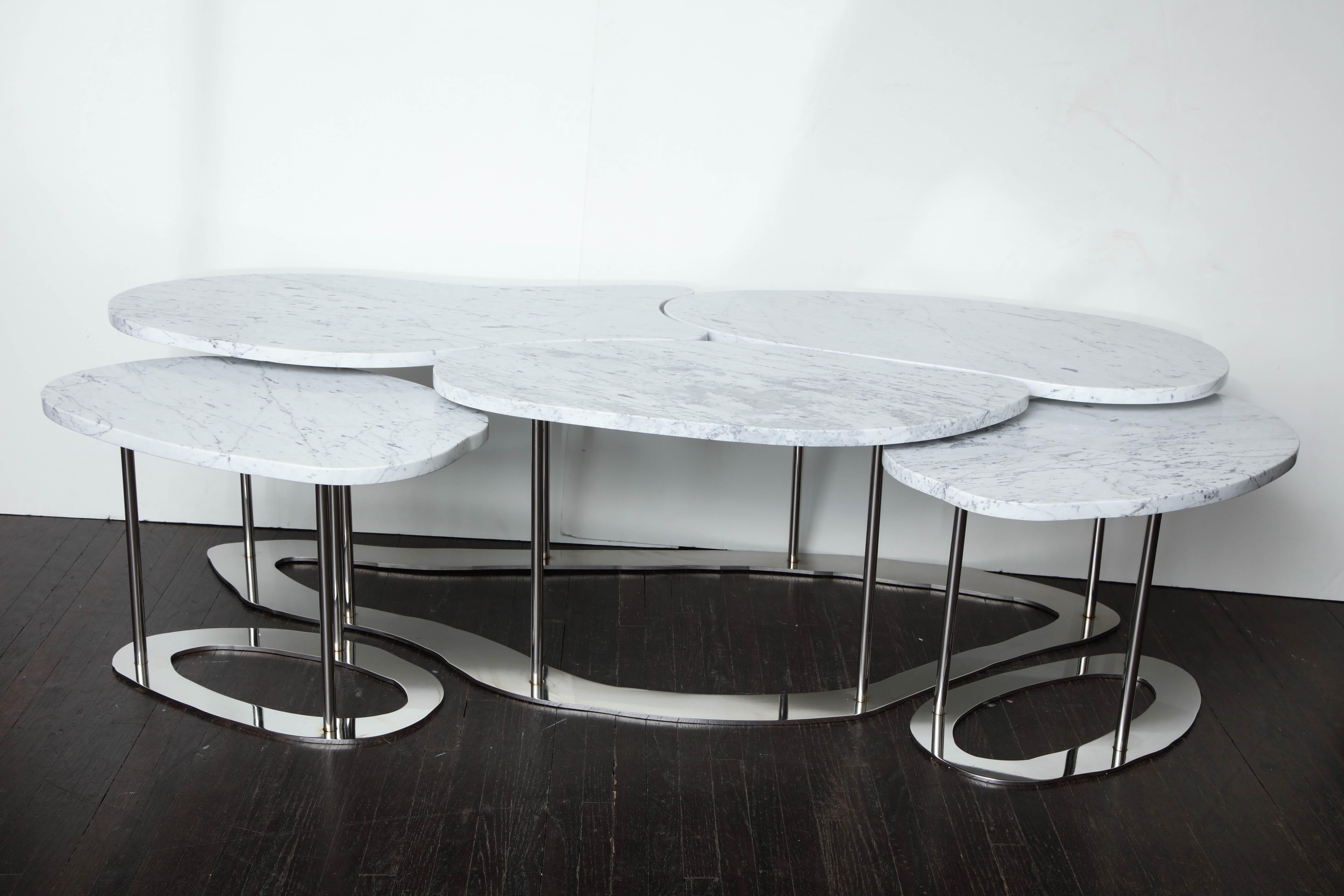 Mid-Century Modern Table à cocktail organique de forme libre en marbre en vente