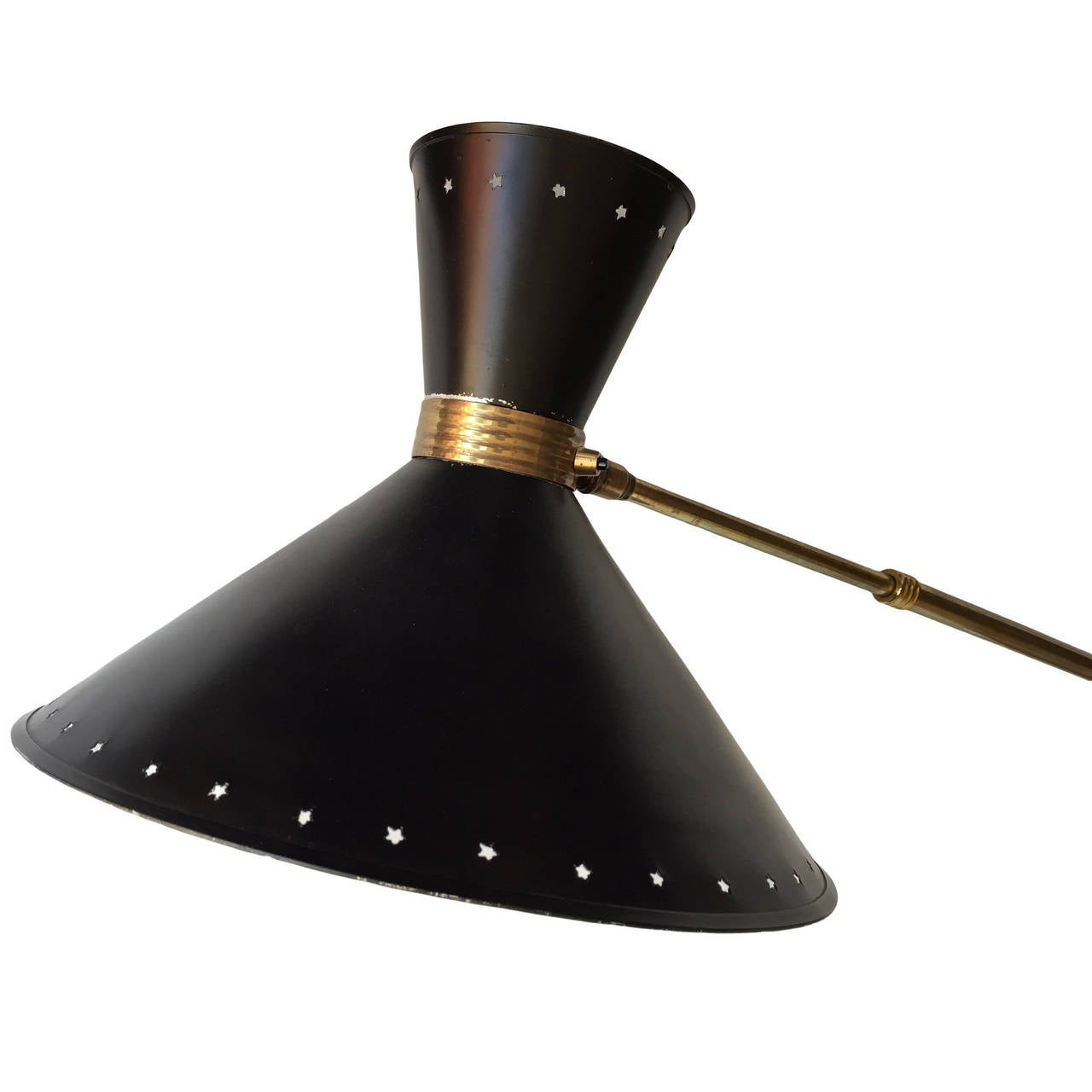 Large extending Midcentury wall light in brass and black painted steel by Rene Matheiu, France, 1950s. Diabolo design. Top and bottom cones have separate lamp switches.