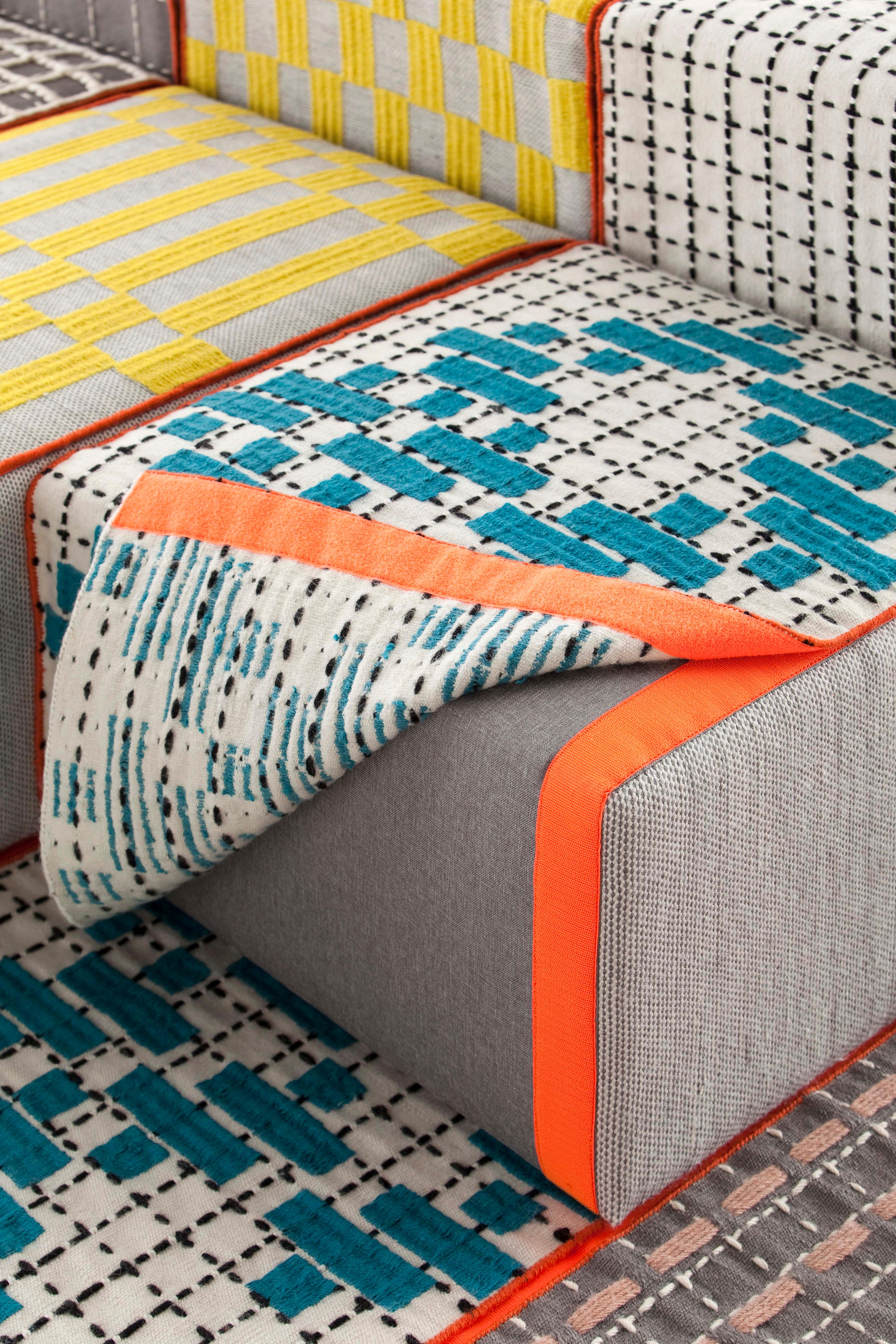 En vente :  (Orange) Grand tapis Patricia Urquiola Bandas pour GAN 2