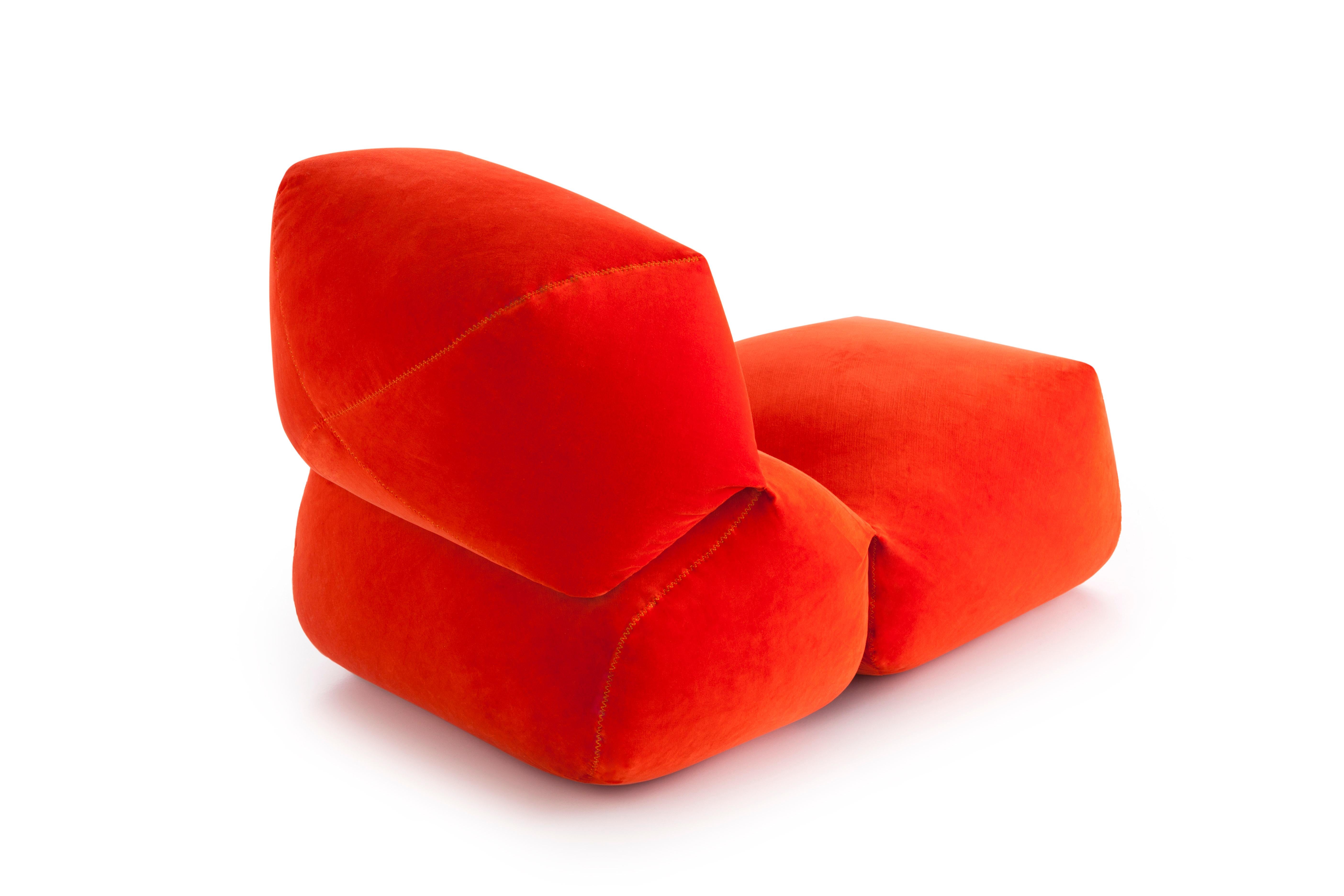 For Sale:  (Red) GAN Grapy Soft Lounge Chair by Kensaku Oshiro 2