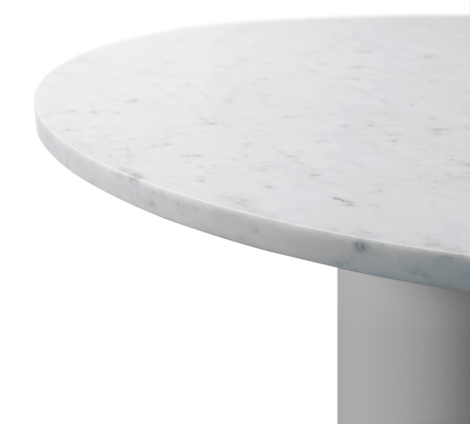 For Sale: White (White Carrara) e15 Hiroki Round Table with White Base by Philipp Mainzer 2