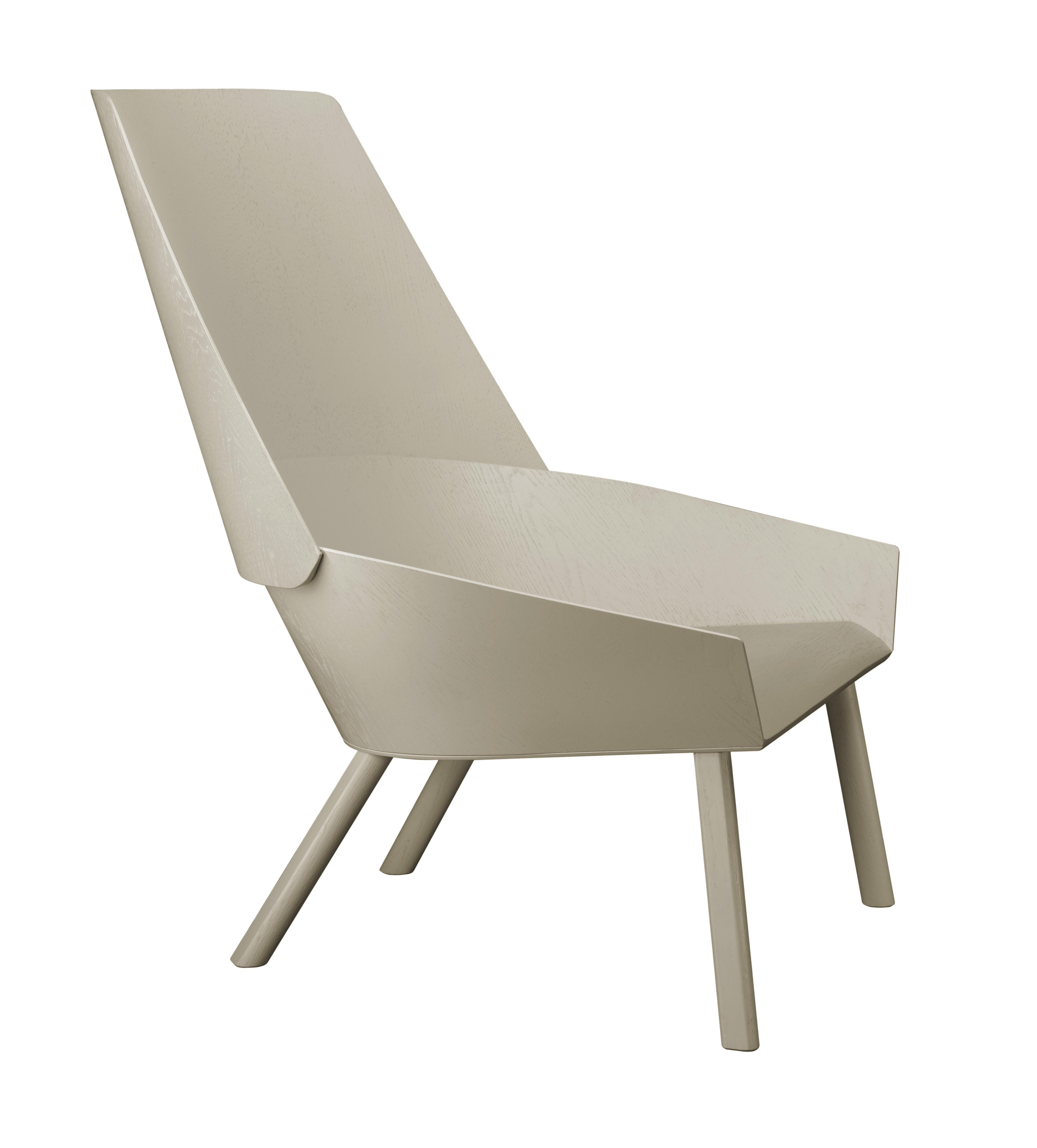 For Sale: Gray (Silk Gray Lacquer) Customizable e15 Eugene Lounge Chair with Oak Base by Stefan Diez