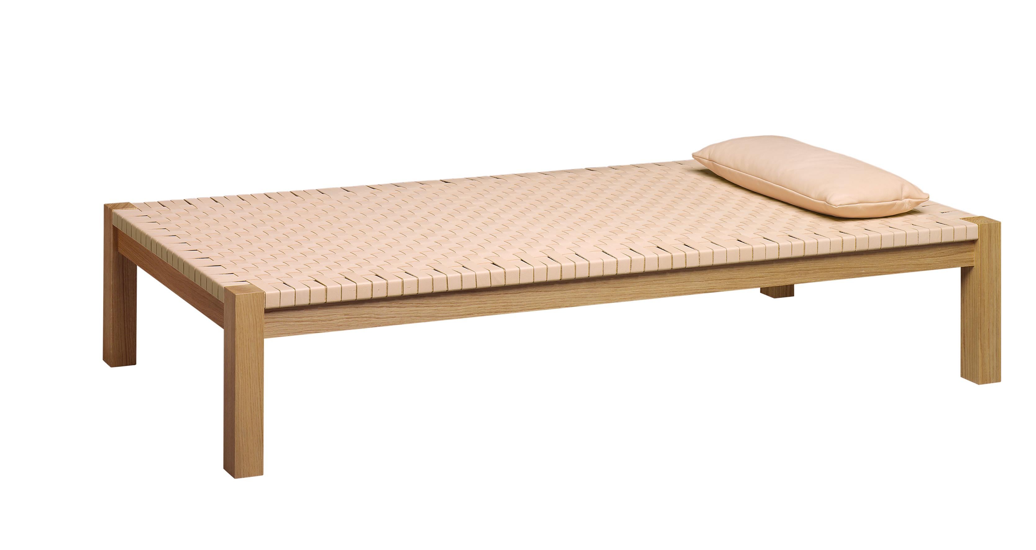 For Sale: Beige (Natural) e15 Theban Daybed with Oak Waxed Base by Ferdinand Kramer 3