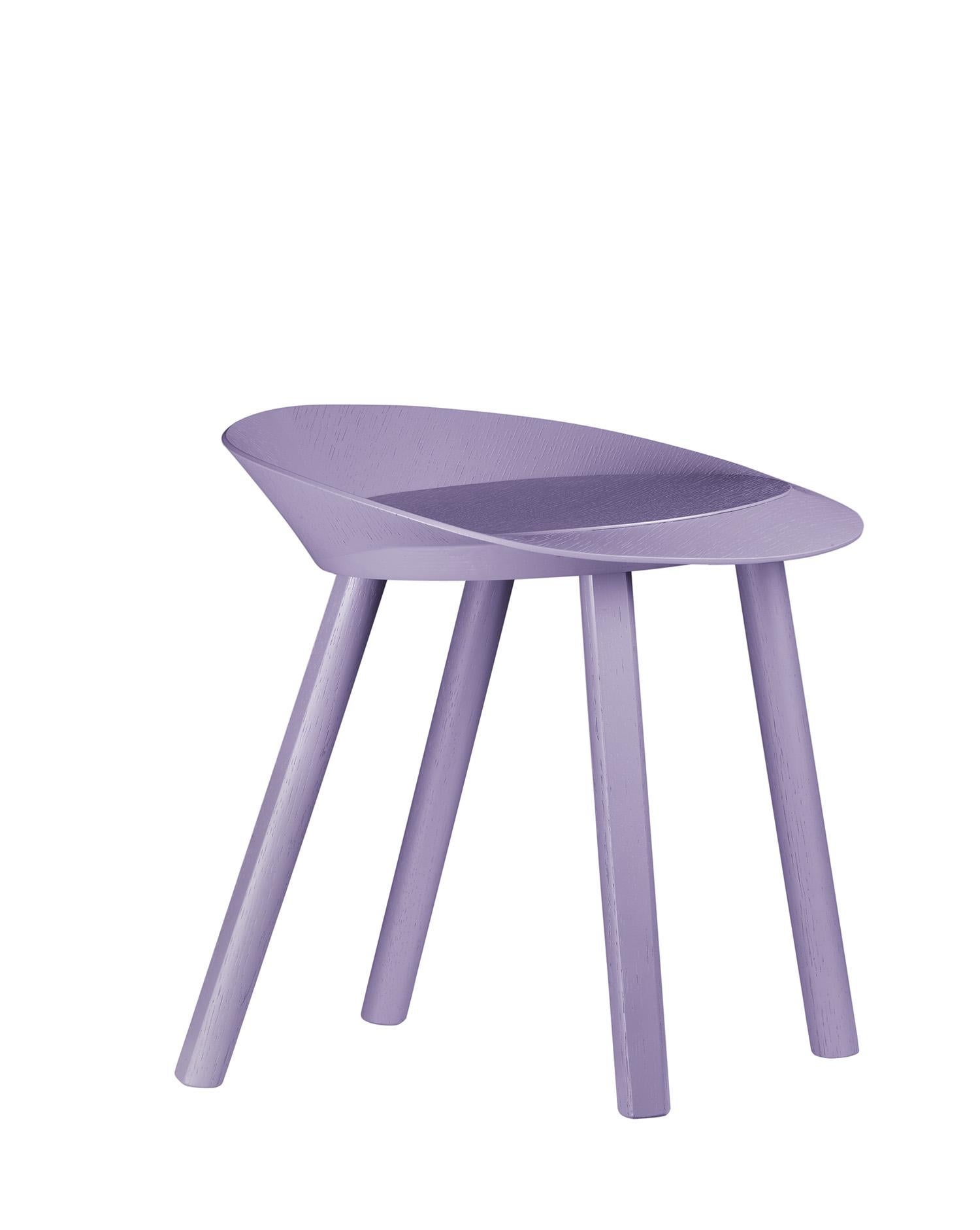 En vente : Purple (Astro Violet Lacquer) Tabouret Mr. Collins e15 de Stefan Diez