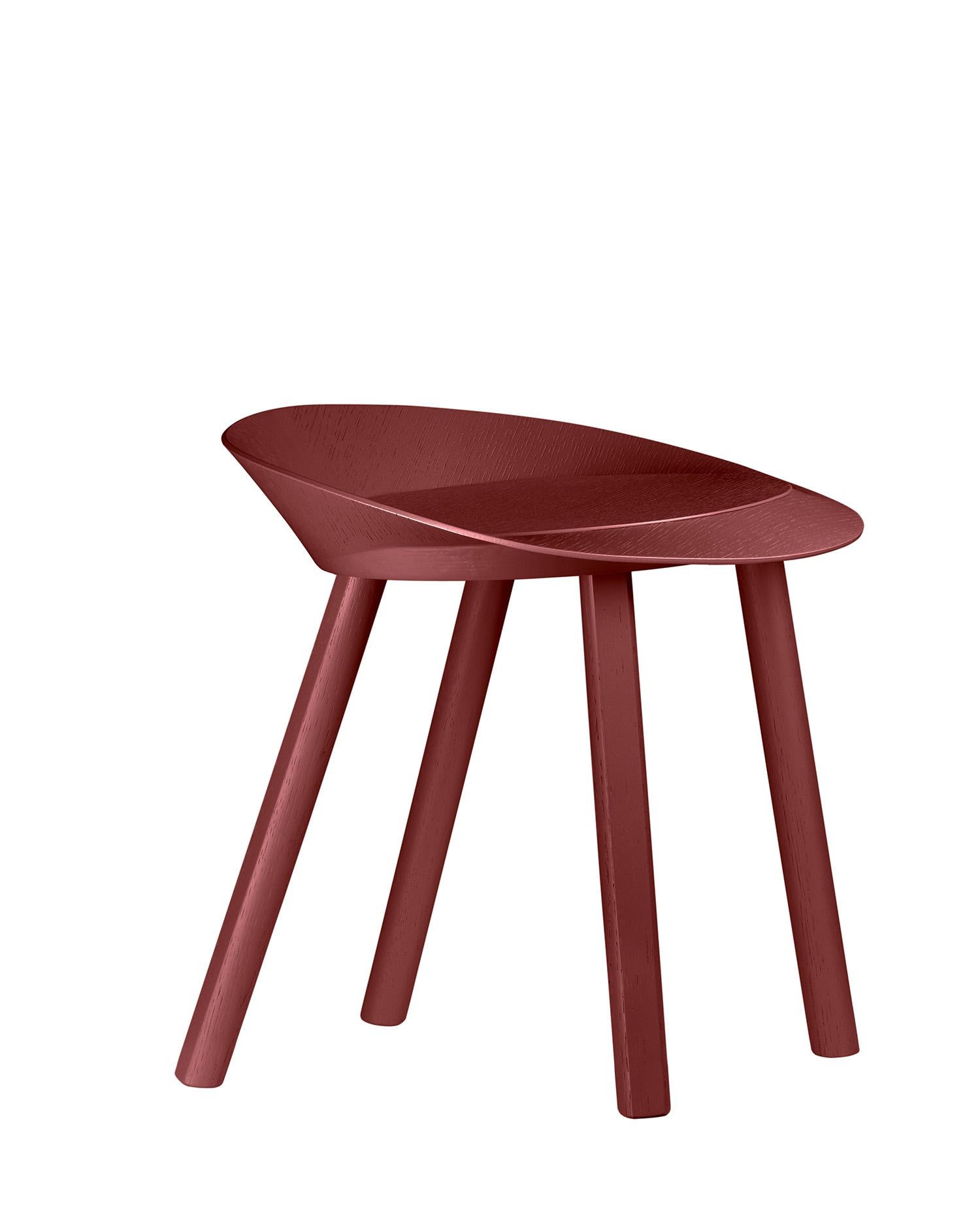 En vente : Red (Oxide Red Lacquer) Tabouret Mr. Collins e15 de Stefan Diez