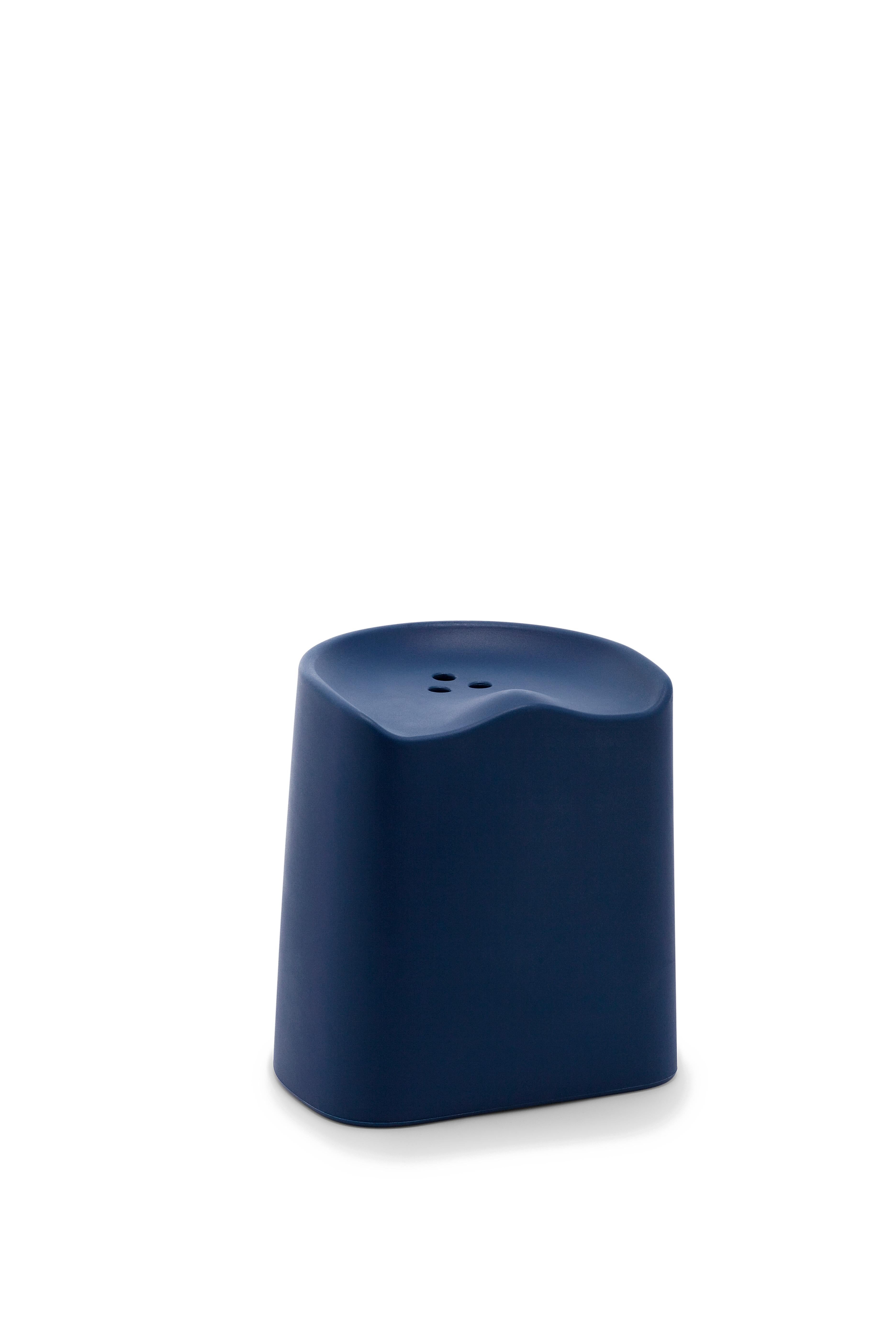 En vente : Blue (6527) Tabouret en forme de bouche Established &amp;amp; Sons par Estd Collection 2