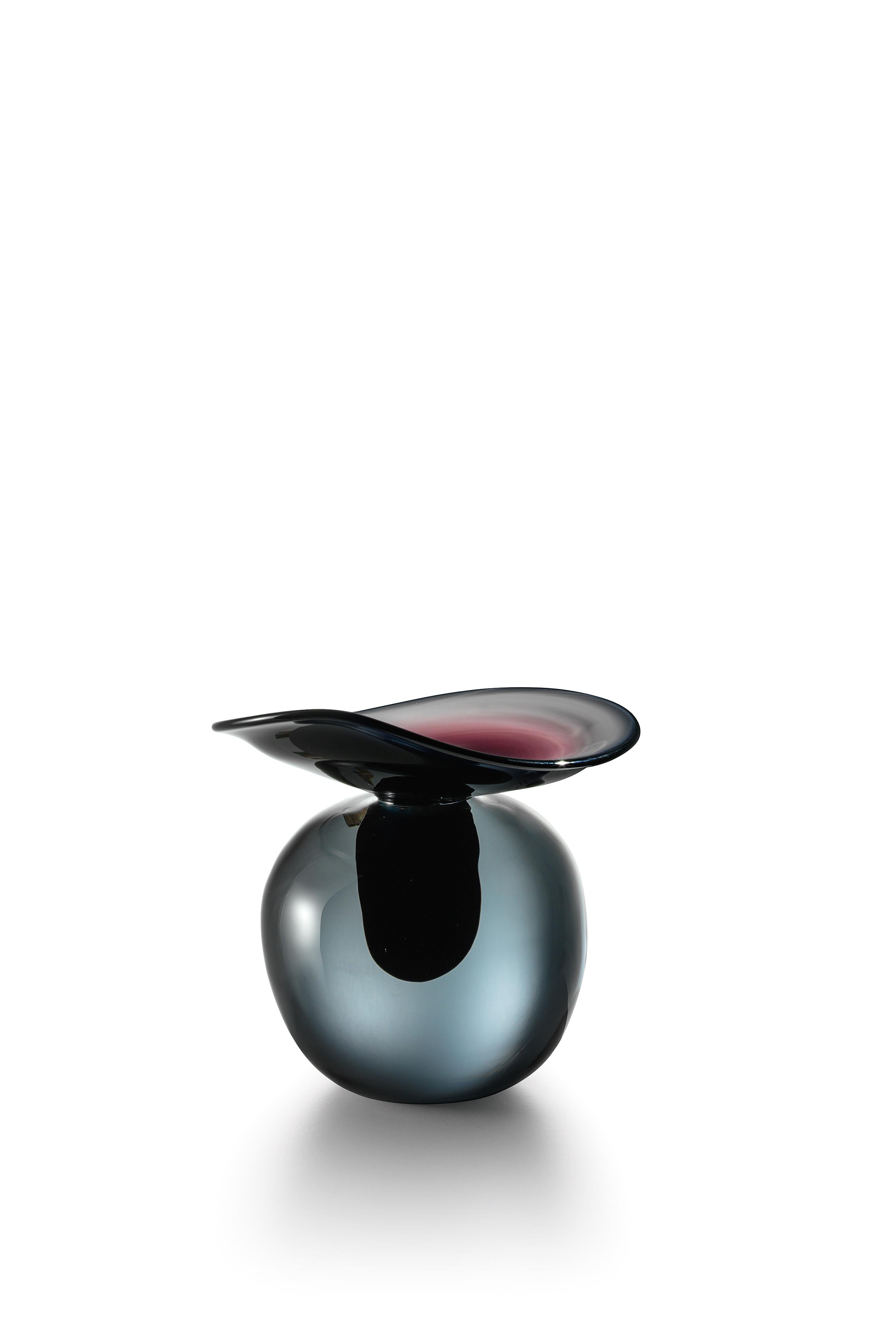 For Sale: Gray (12408) Small Nereidi Murano Glass Vases by Allegri & Fogale 2