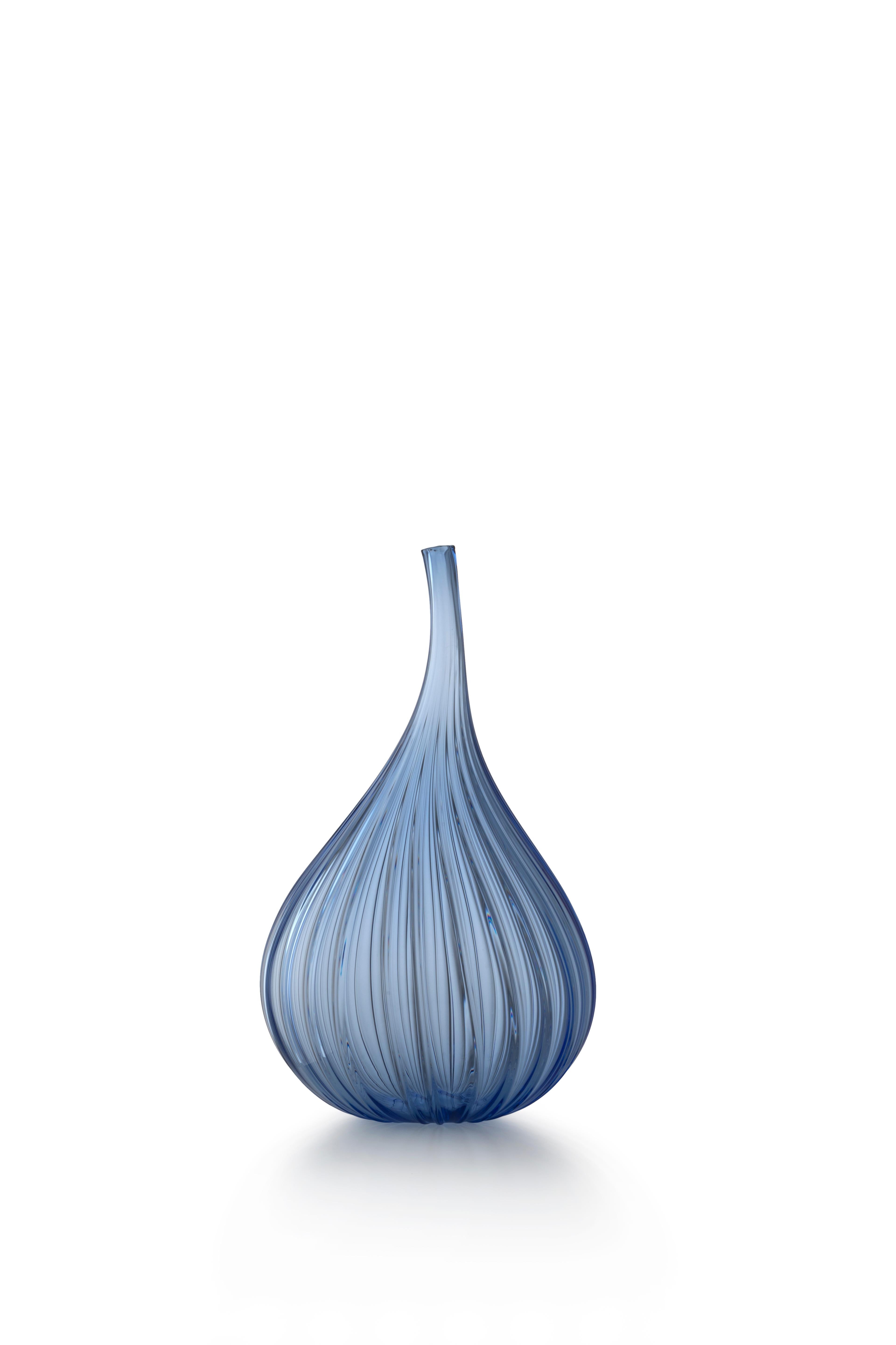 For Sale: Blue (19131) Medium Drops Lucido Vase in Murano Glass by Renzo Stellon
