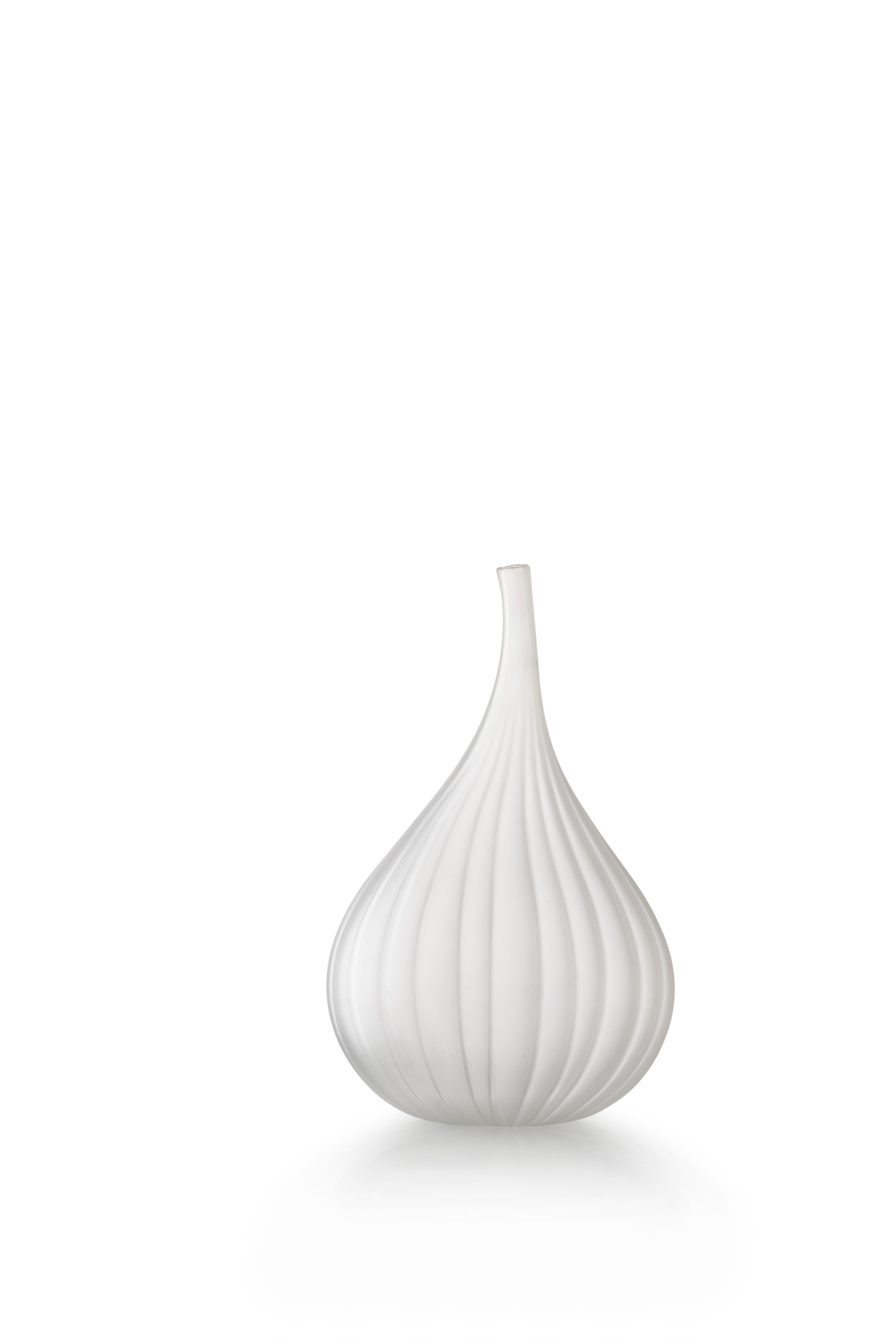 Clear (19147) Medium Drops Satinato Vase in Murano Glass by Renzo Stellon