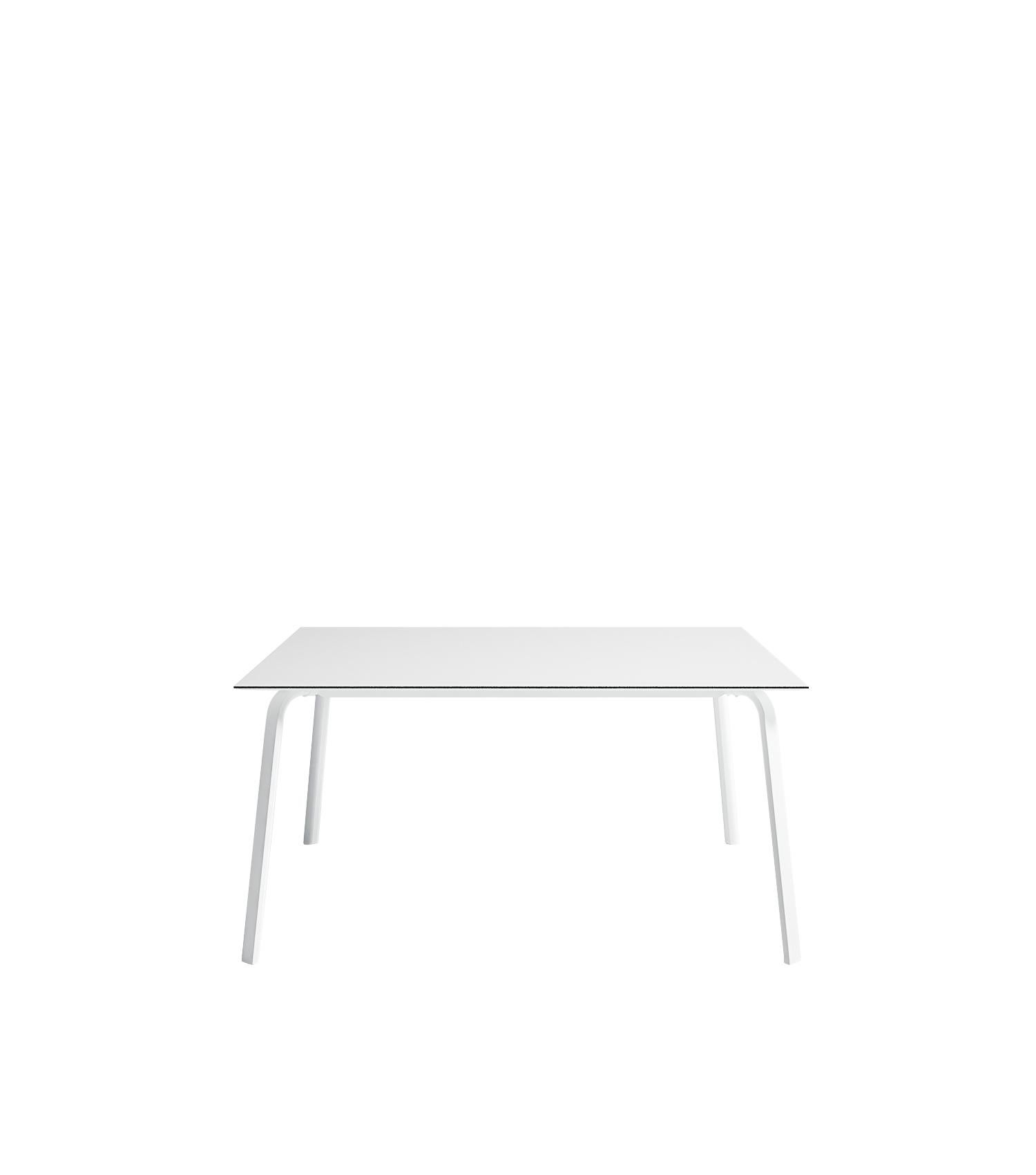 Im Angebot: Gandia Blasco Quadratischer Esstisch mit Stapeln von Borja Garcia, White (RAL9016.jpg) 2