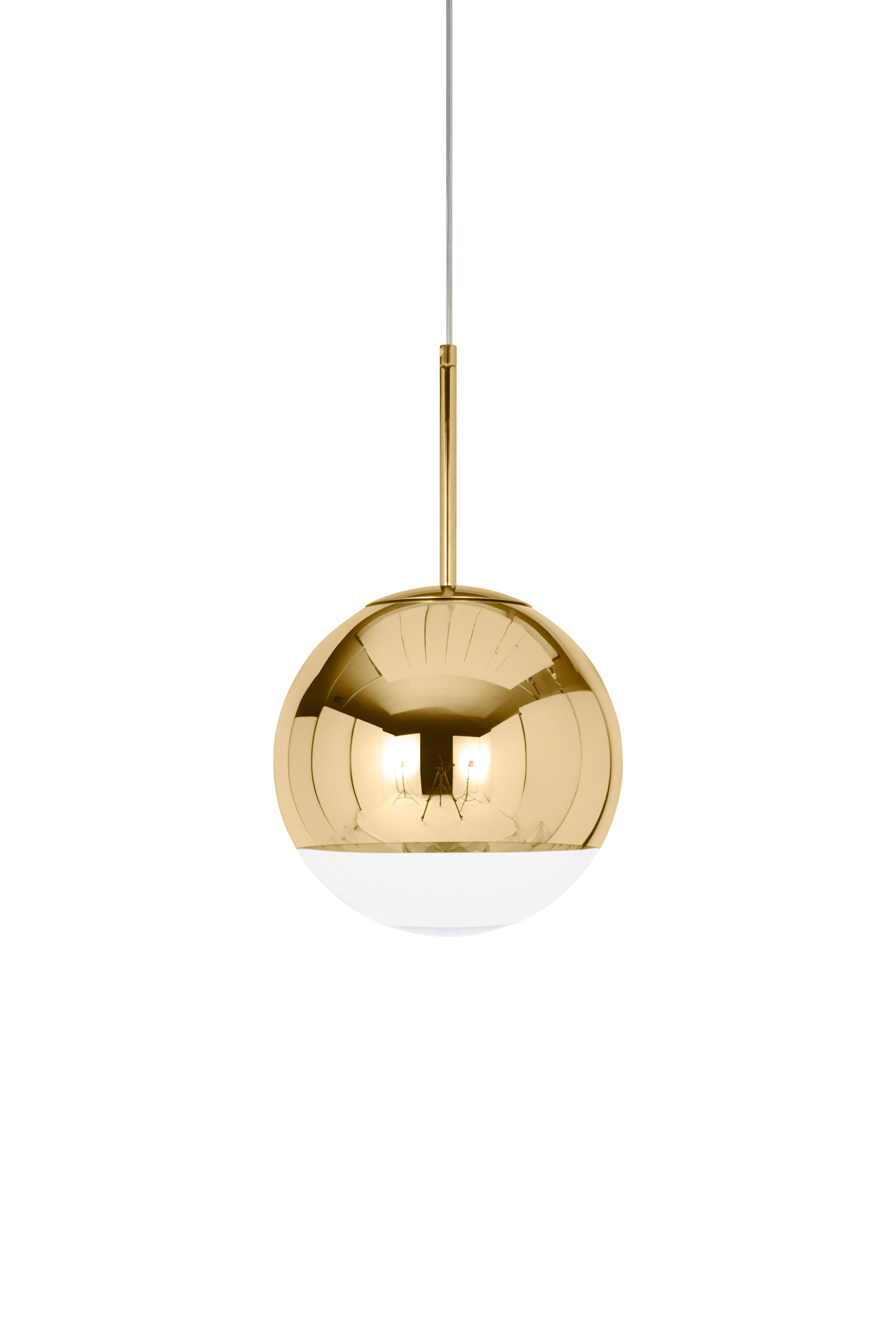 En vente : Gold (gold.jpg) Petite lampe à suspension en forme de boule de miroir de Tom Dixon