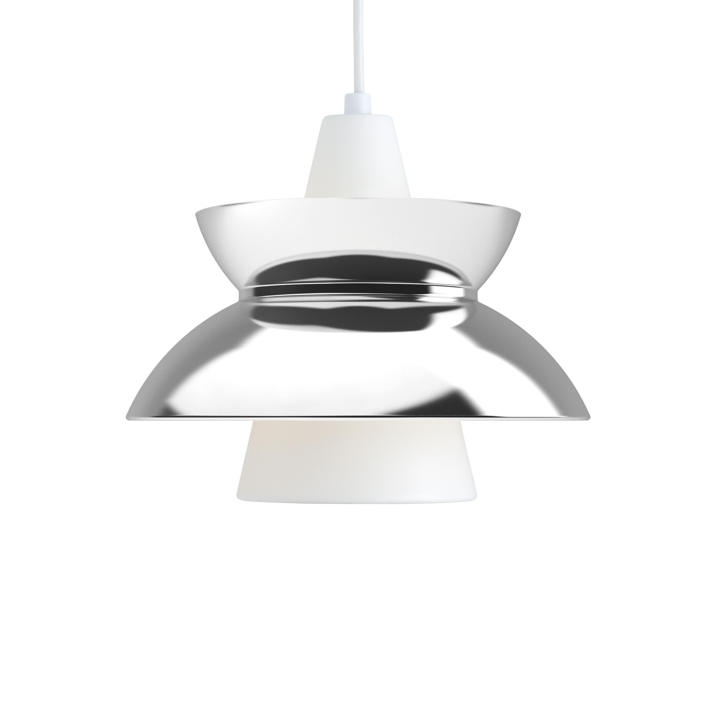 En vente : Silver (stainless steel polish.jpg) Lampe à suspension Doo-Wop de Louis Poulsen