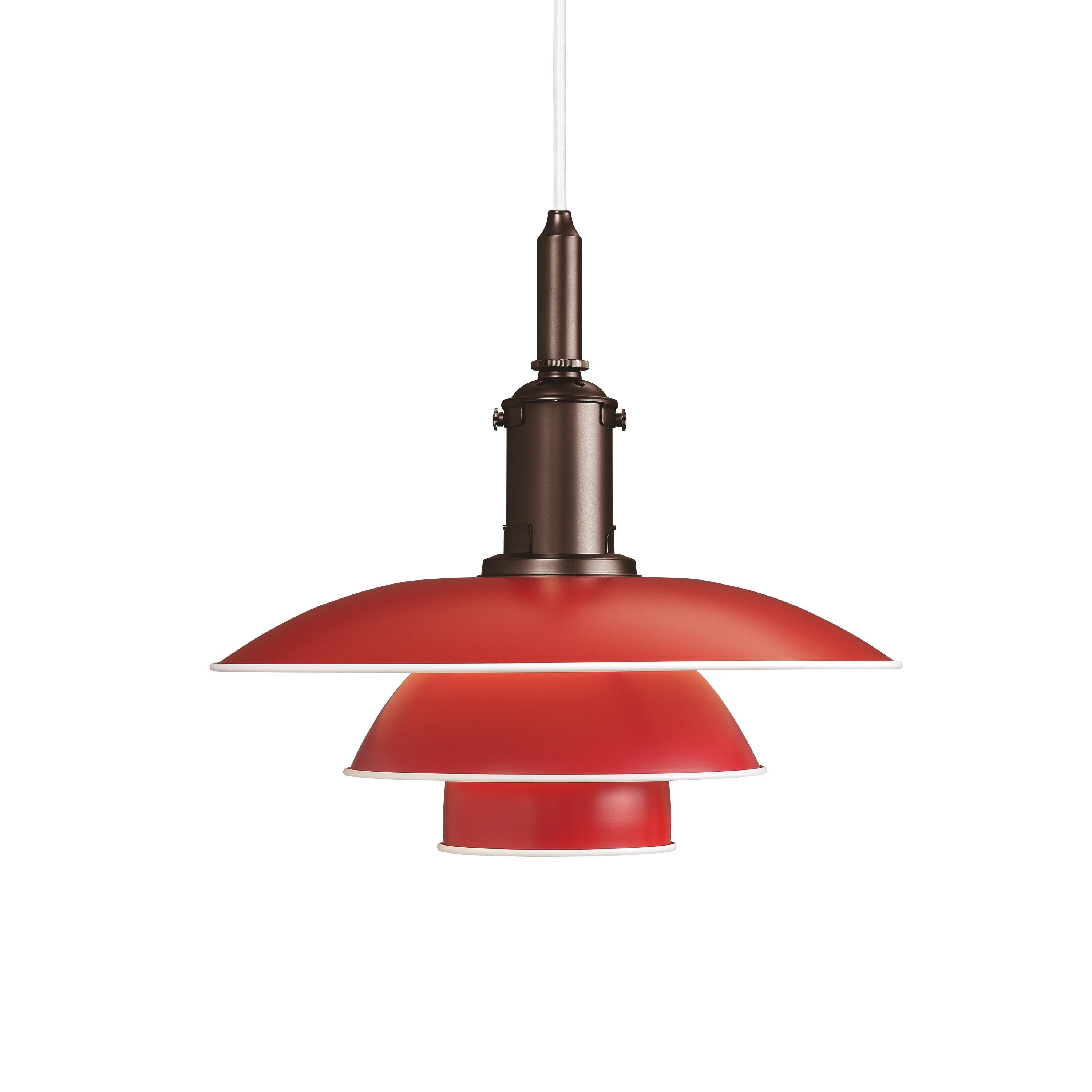 En vente : Red (red.jpg) Pendentif Louis Poulsen PH 3-3 couleur par Poul Henningsen