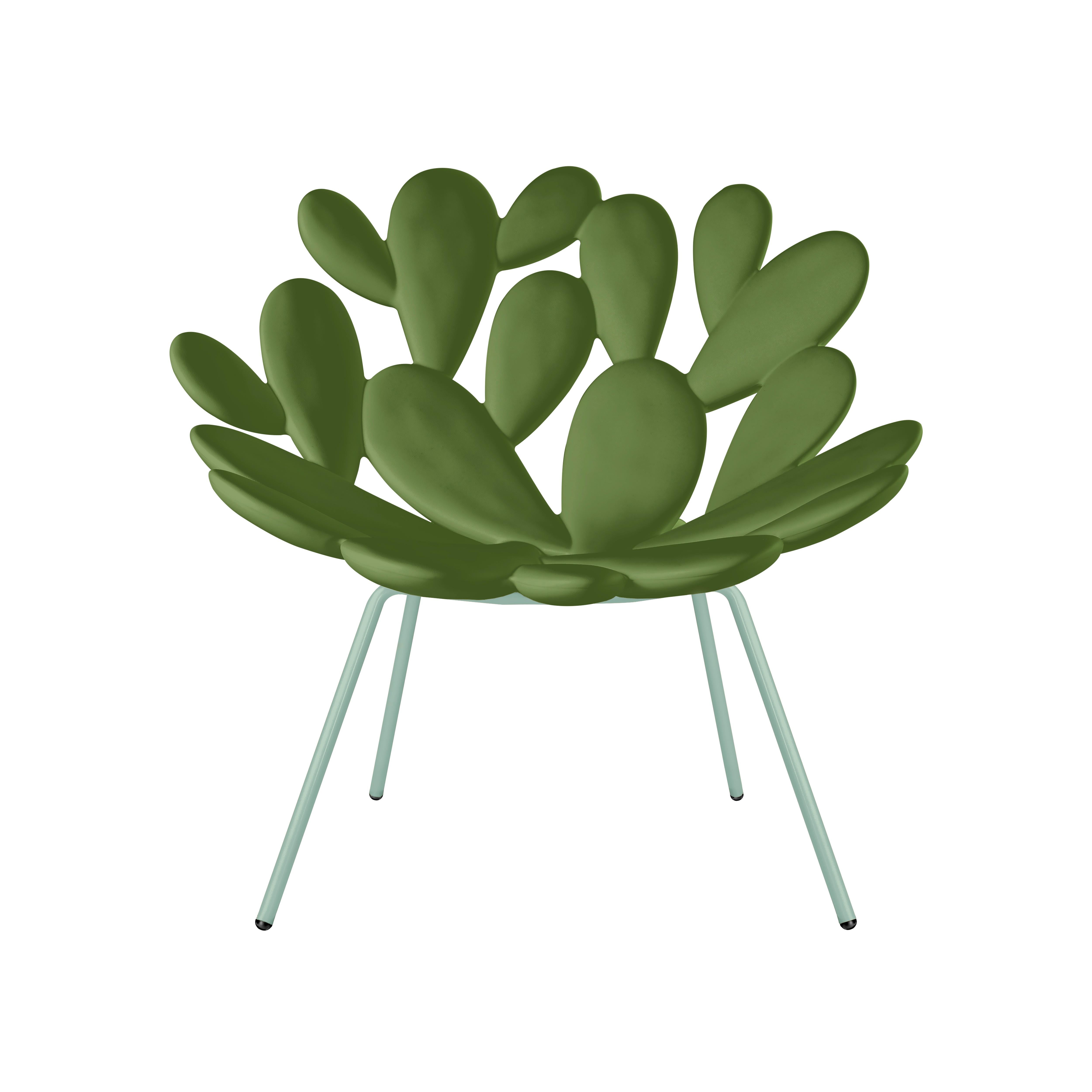 En vente : Green (Bright Green - Green) Fauteuil ou chaise d'appoint moderne en laiton noir, blanc ou vert par Marcantonio