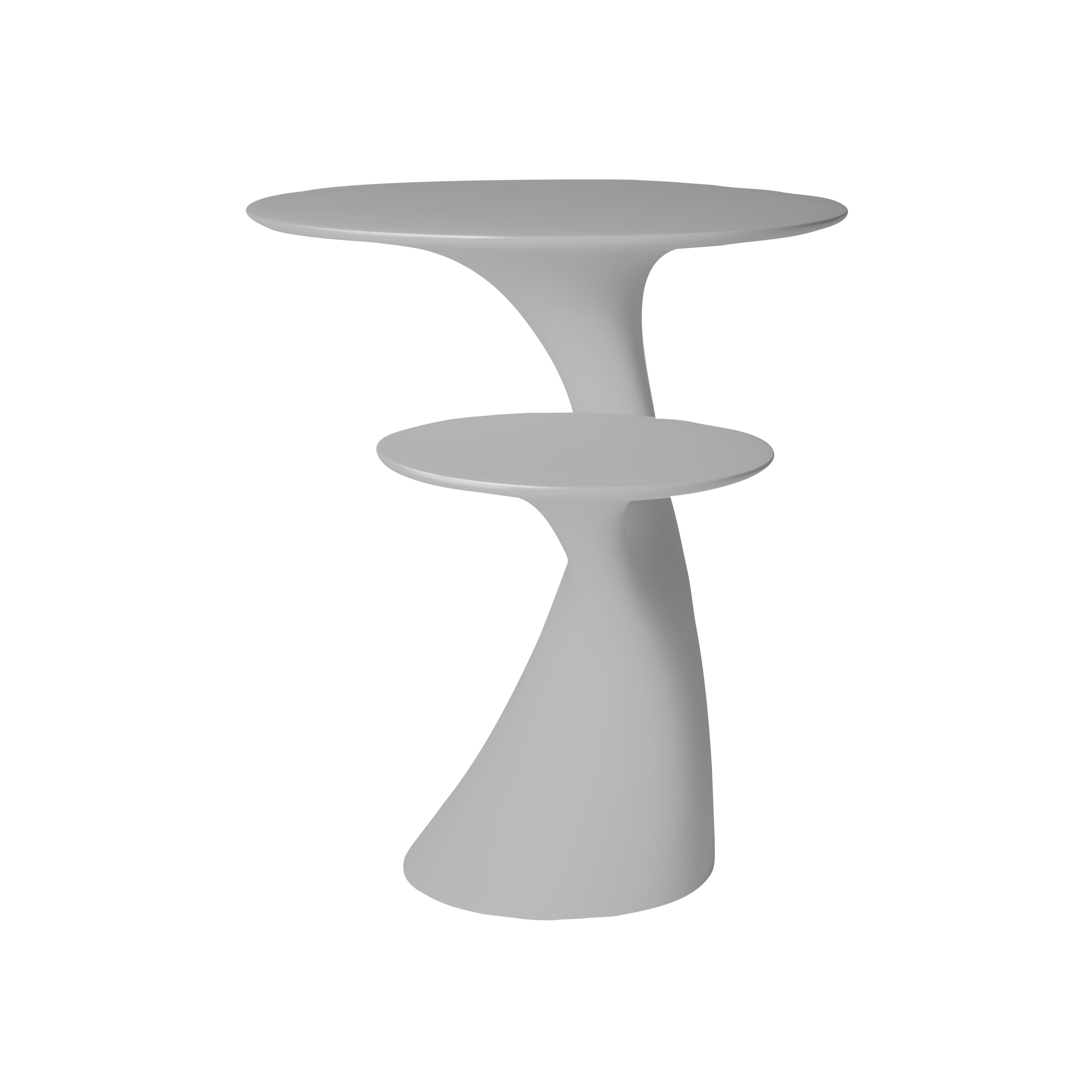En vente : Gray Table d'appoint moderne en plastique blanc, gris, vert, rose ou en forme d'arbre par Stefano Giovannoni 3