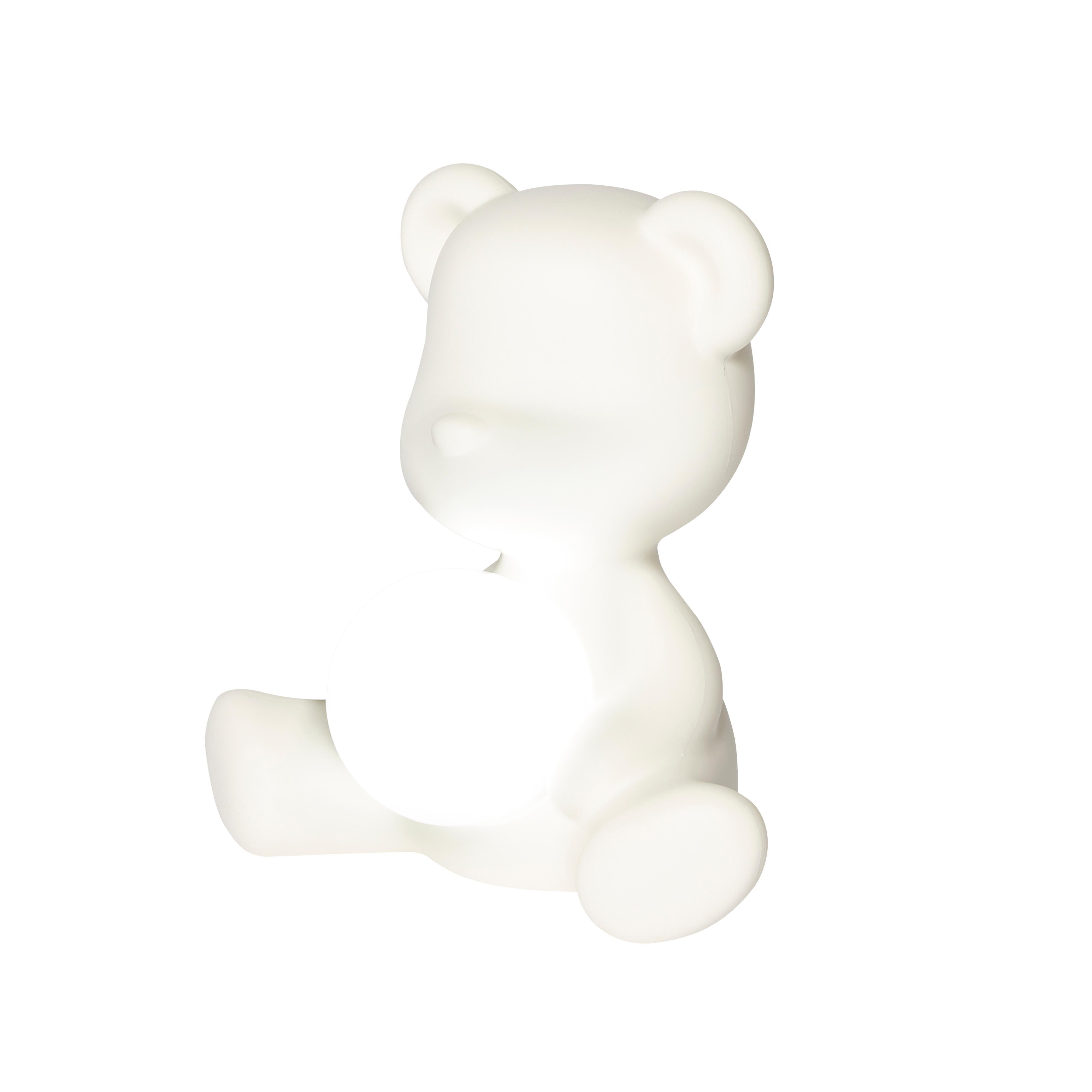 En vente : White Lampe de bureau moderne en forme d'ours Teddy, violet, vert, orange, rose, blanc, bleu, noir ou jaune 4