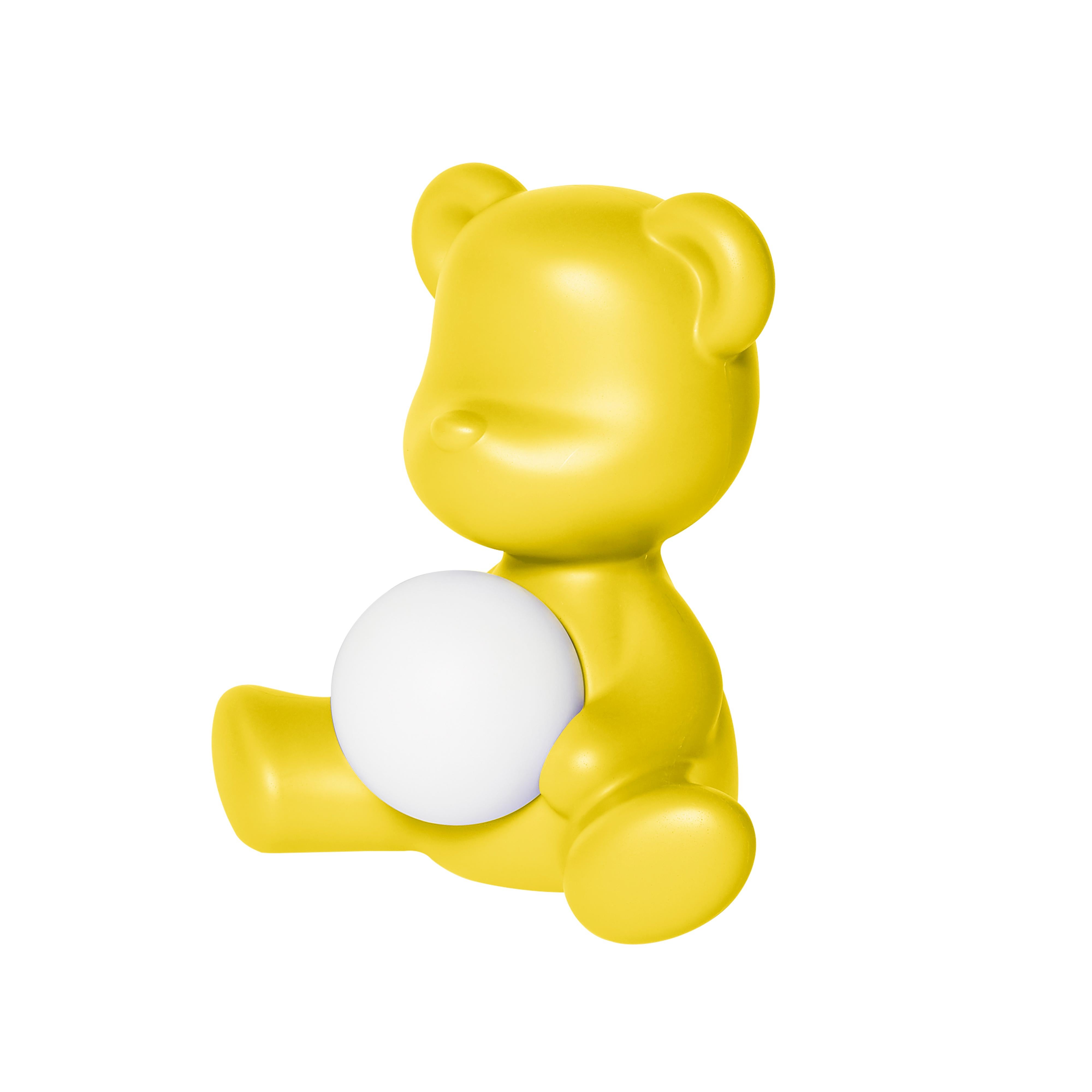 En vente : Yellow Lampe de bureau moderne en forme d'ours Teddy, violet, vert, orange, rose, blanc, bleu, noir ou jaune 3