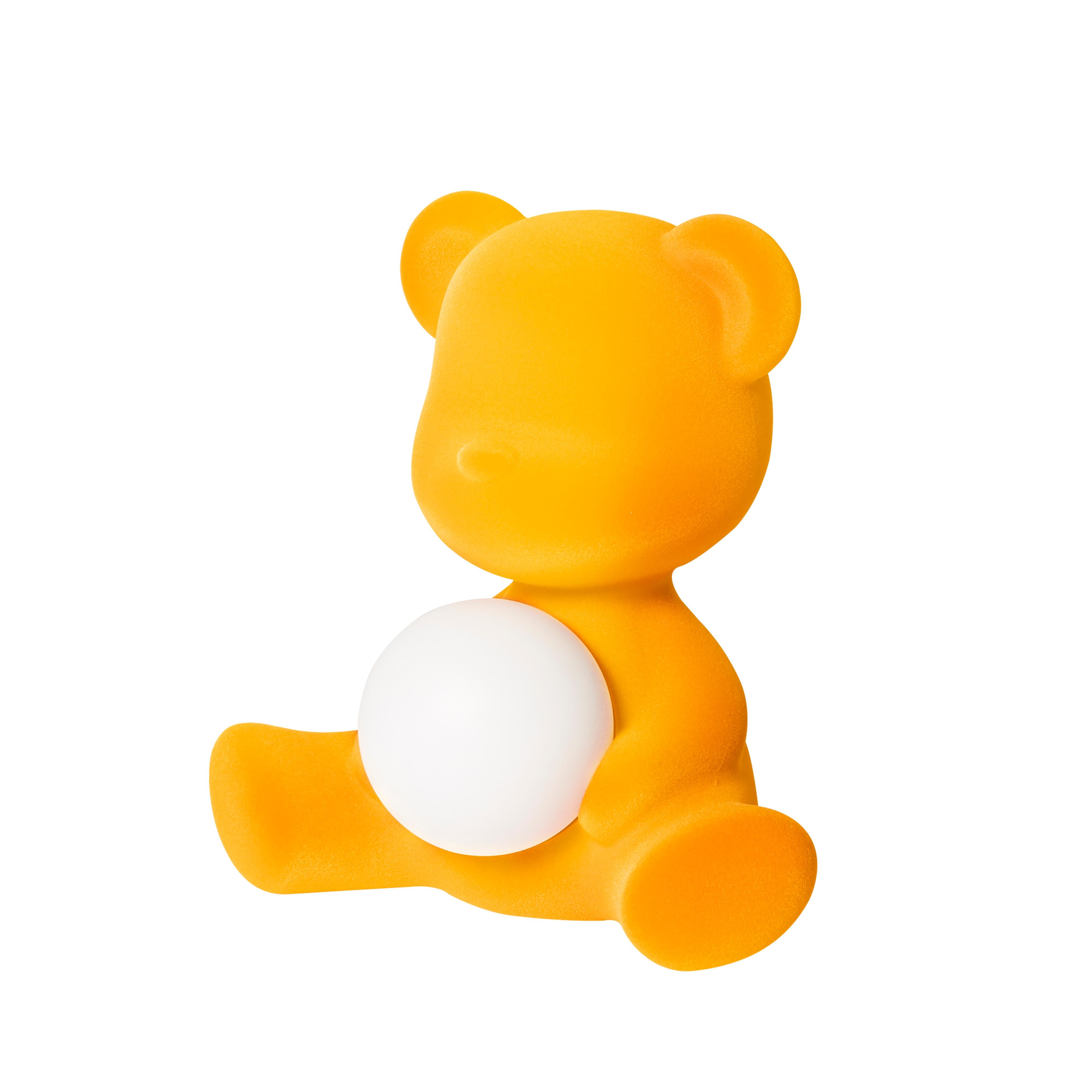 En vente : Gold (Dark Gold) Lampe de table ou lampadaire moderne sculpturale Teddybear en velours jaune 3