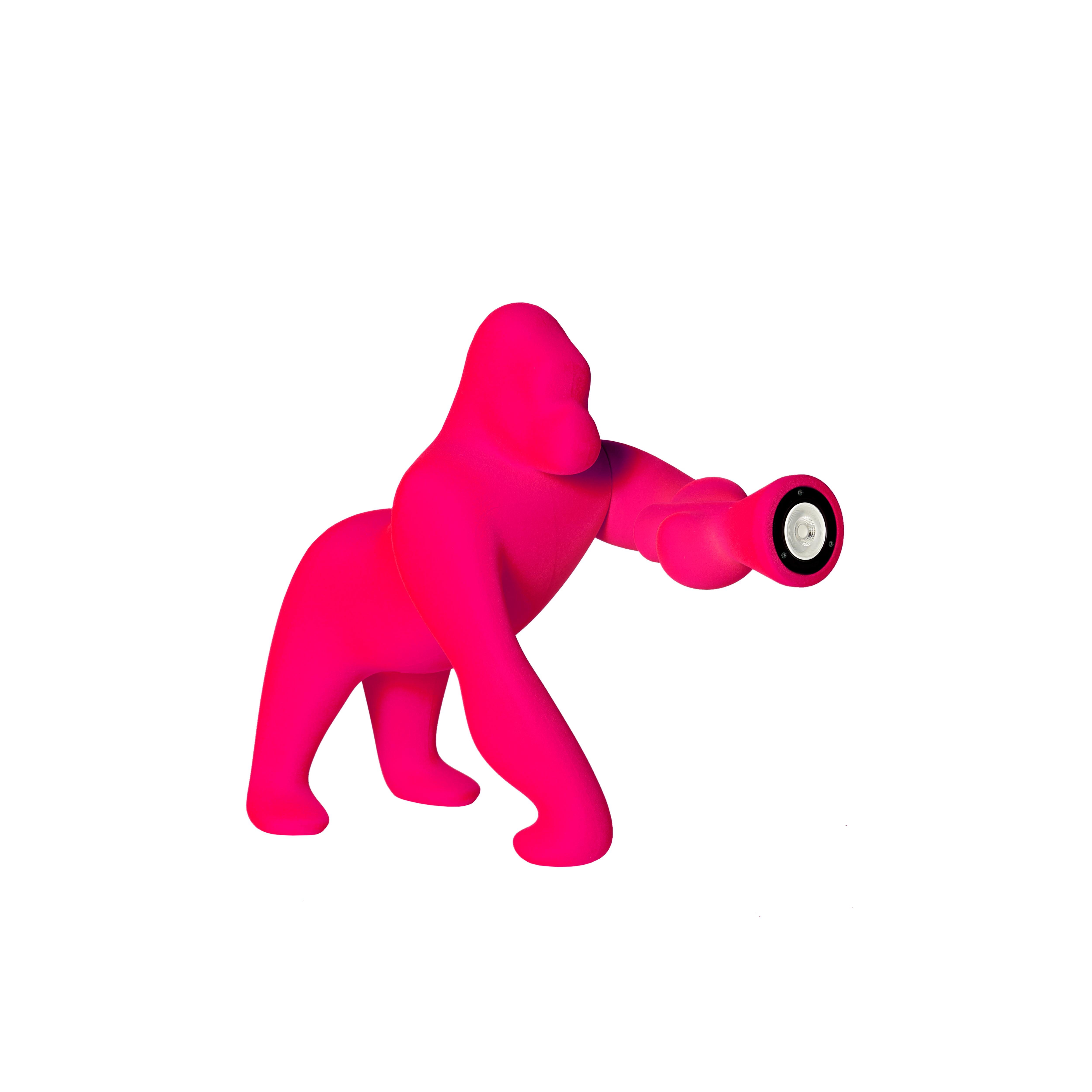En vente : Pink (Fuxia) Petite lampe de table ou lampadaire moderne sculpturale en velours orange Gorilla 2