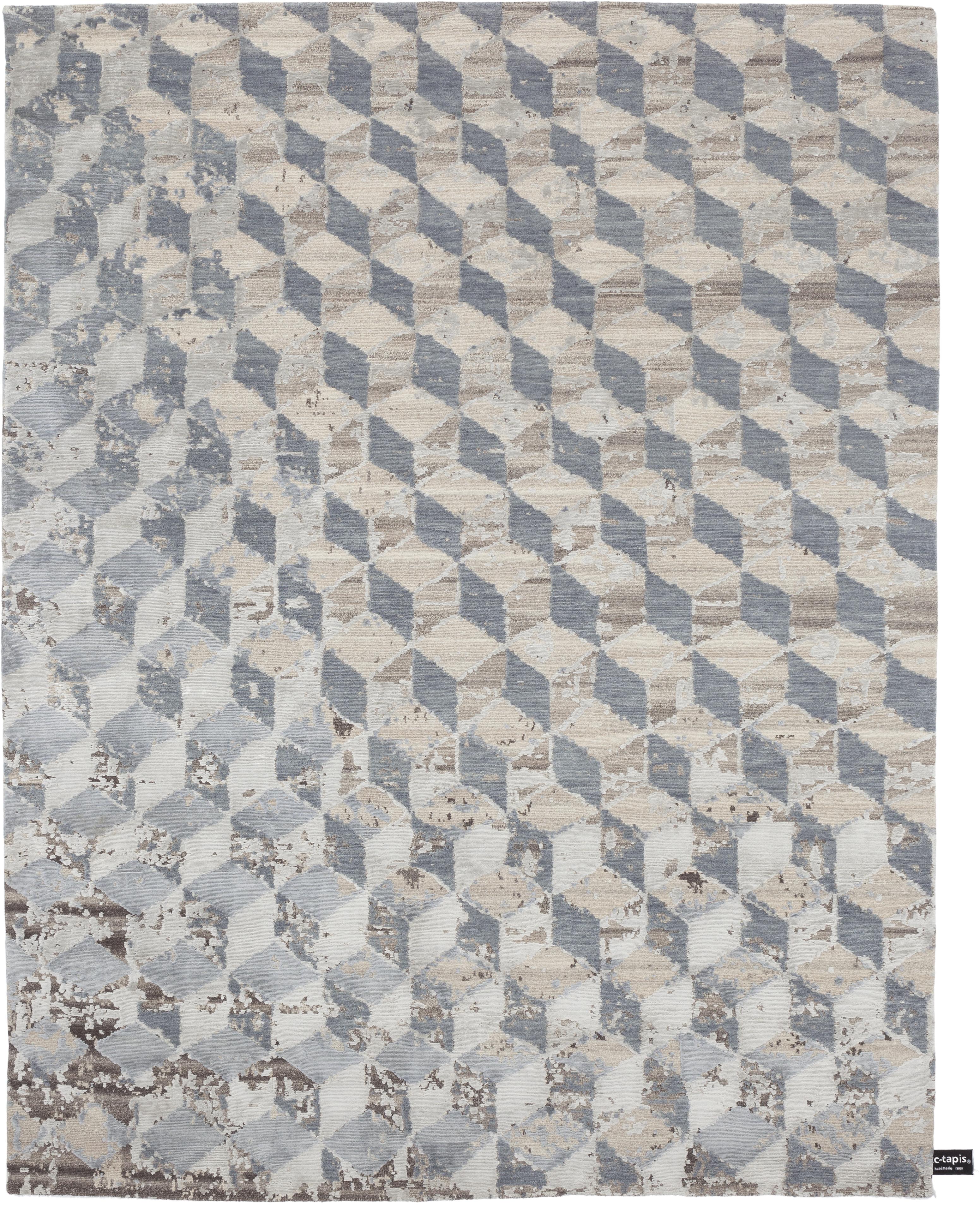 En vente : Gray (Ice) cc-tapis - Tapis contemporain Infini Stucco Soie