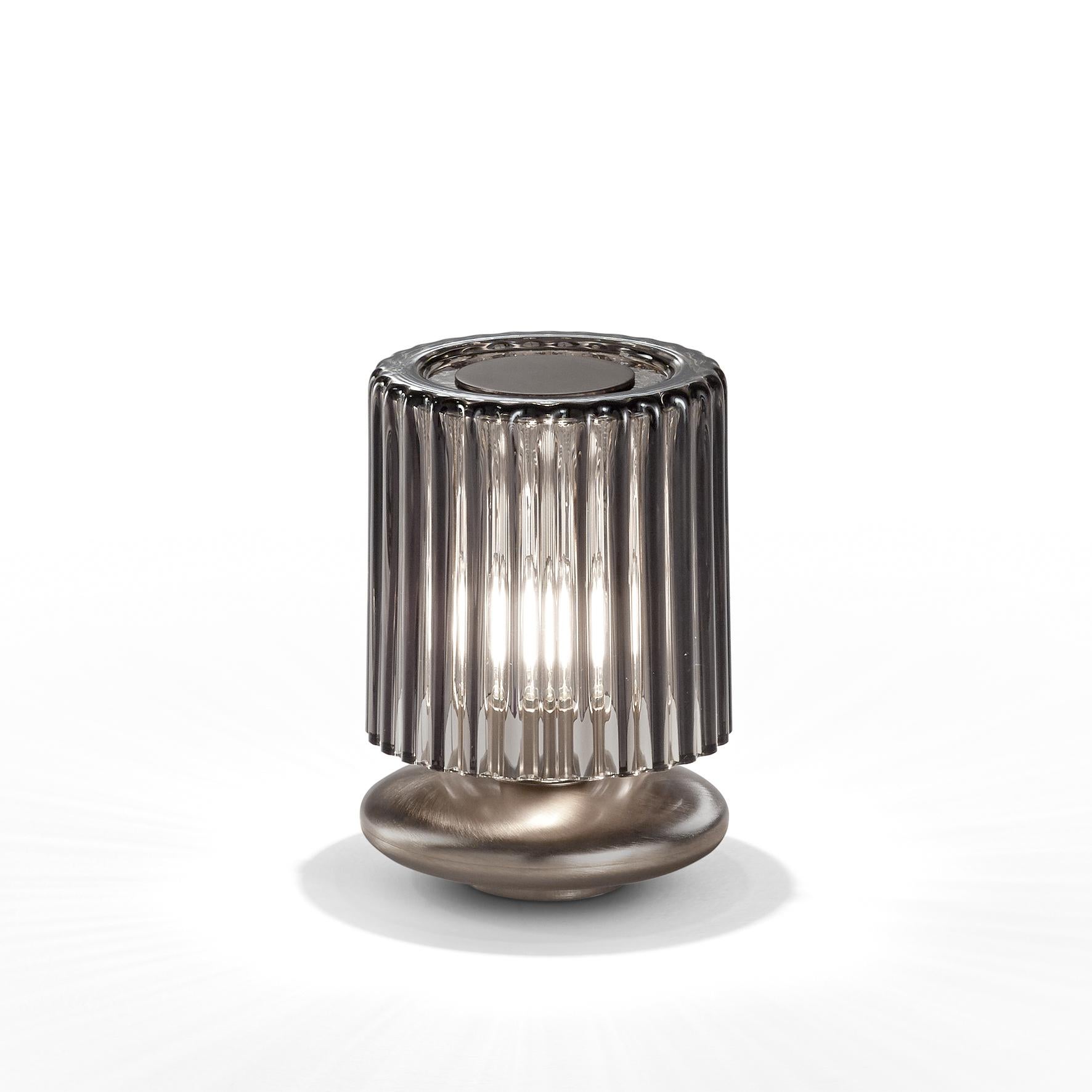 Im Angebot: Vistosi Tread LT, Tischlampe mit Bronzesockel von Chiaramonte, Gray (Smoky and Transparent) 3