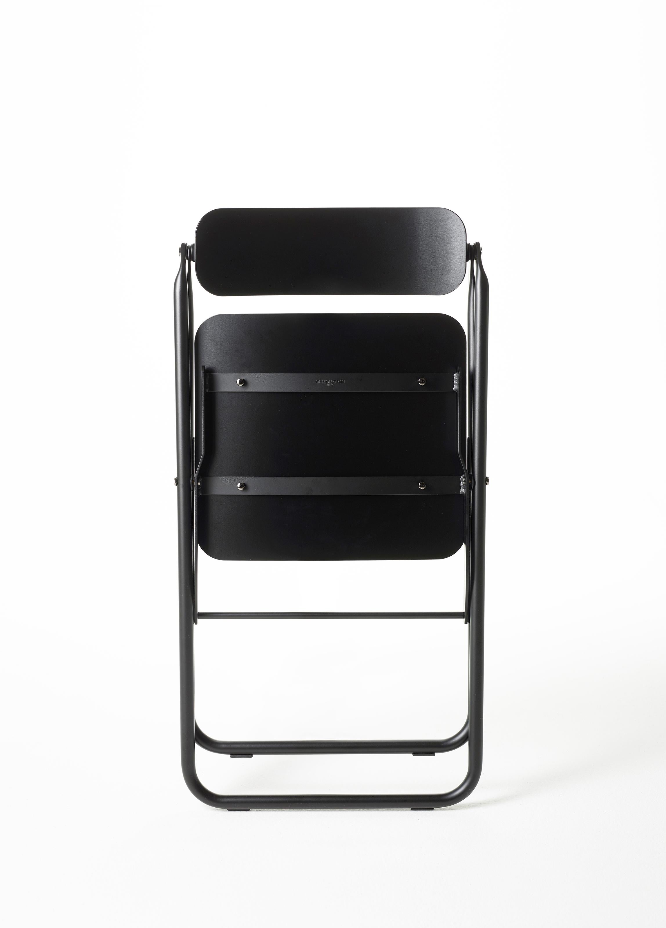 En vente : Black Opinion Ciatti - Ensemble de 2 chaises pliantes en acier Con Fort 2