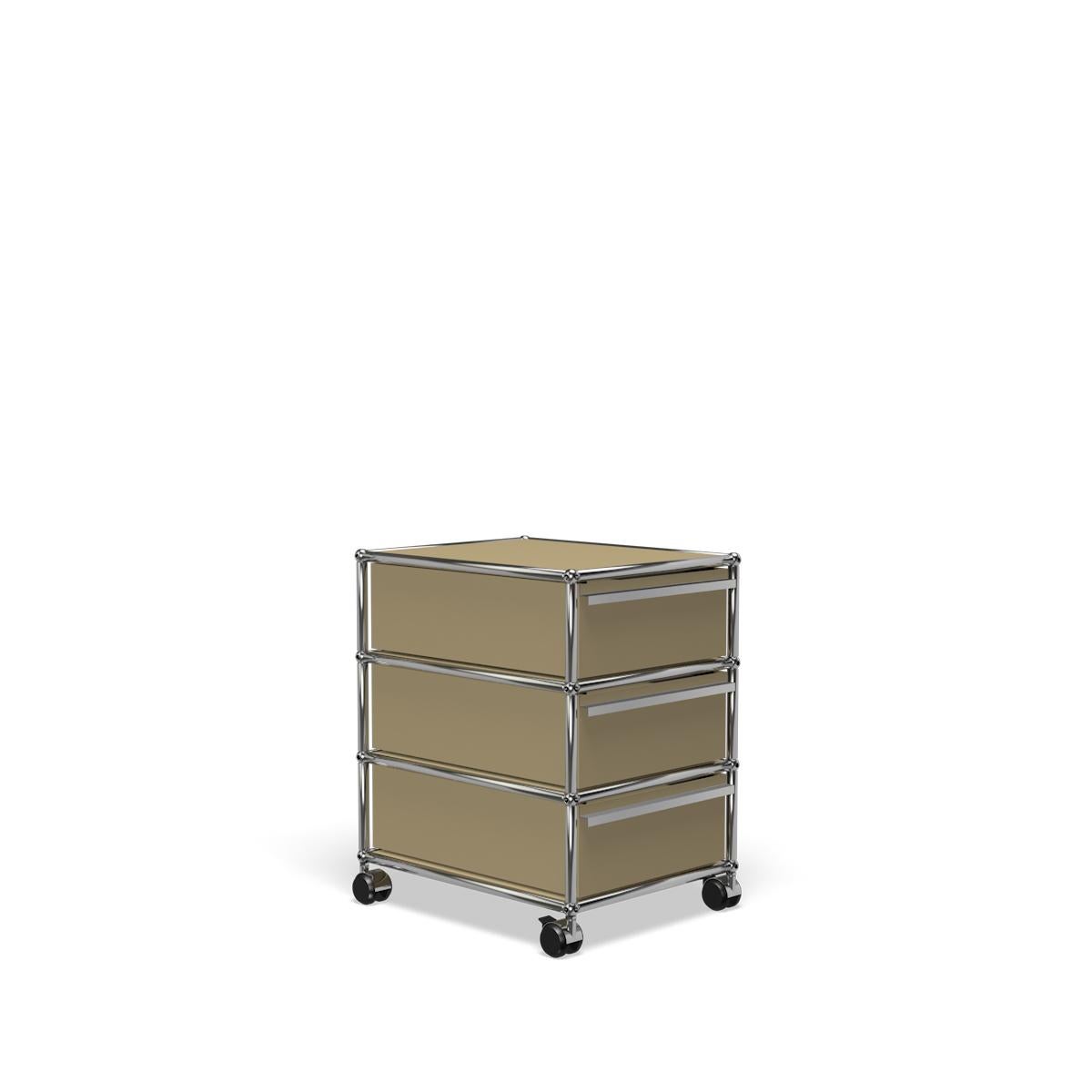 En vente : Beige USM Haller Système de rangement en V sur piédestal 2