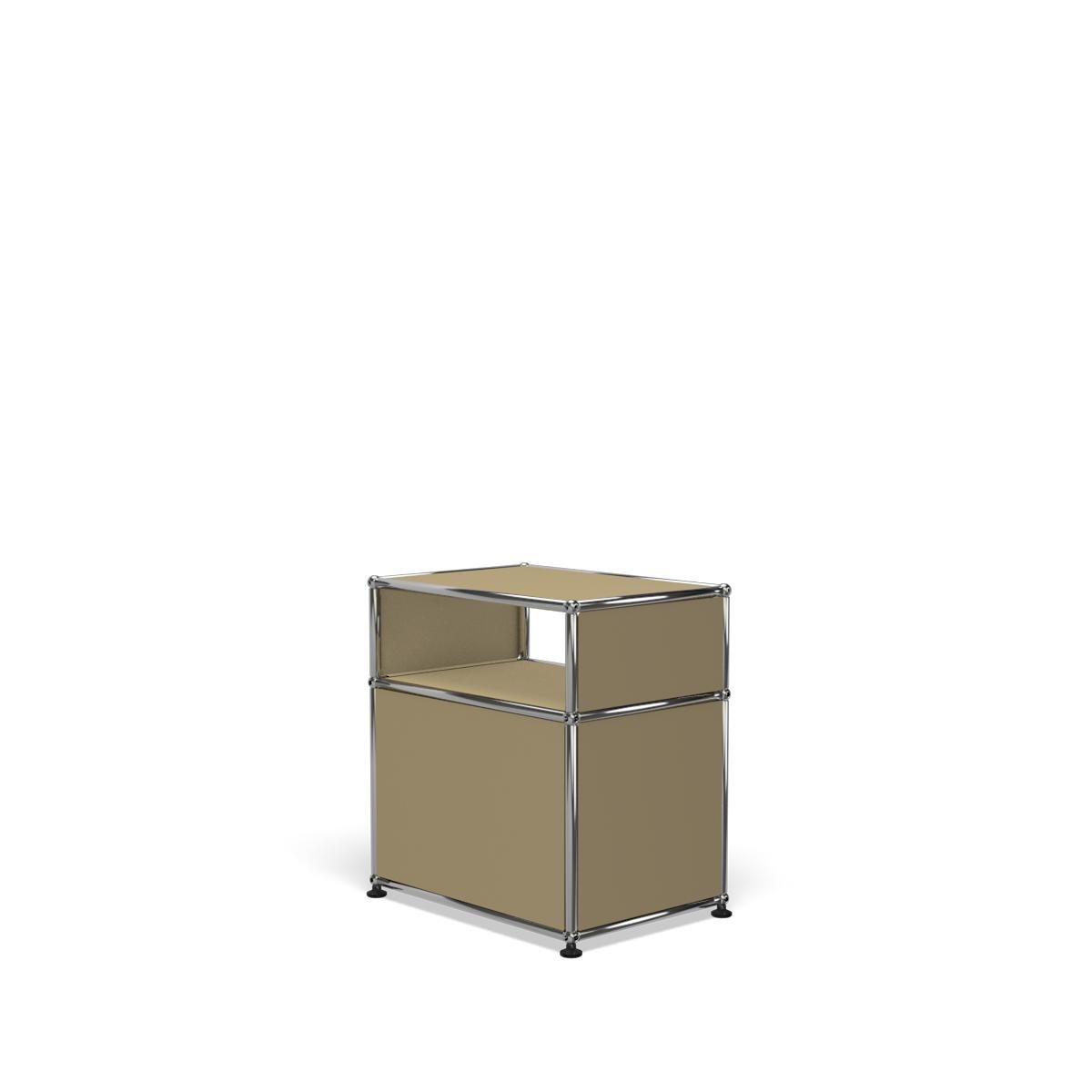 Im Angebot: USM Haller Nachttisch P Aufbewahrungssystem (Beige) 5