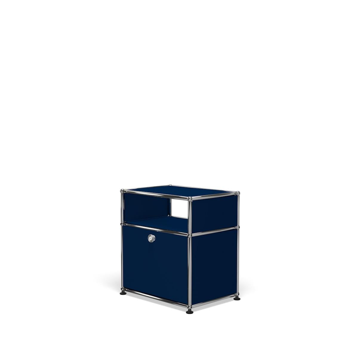 En vente : Blue (Steel Blue) USM Haller Table de nuit P Système de rangement 2