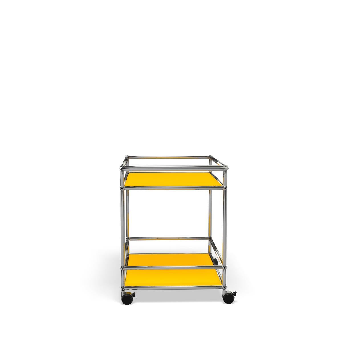 En vente : Yellow (Golden Yellow) Chariot de service USM Haller L 18 3