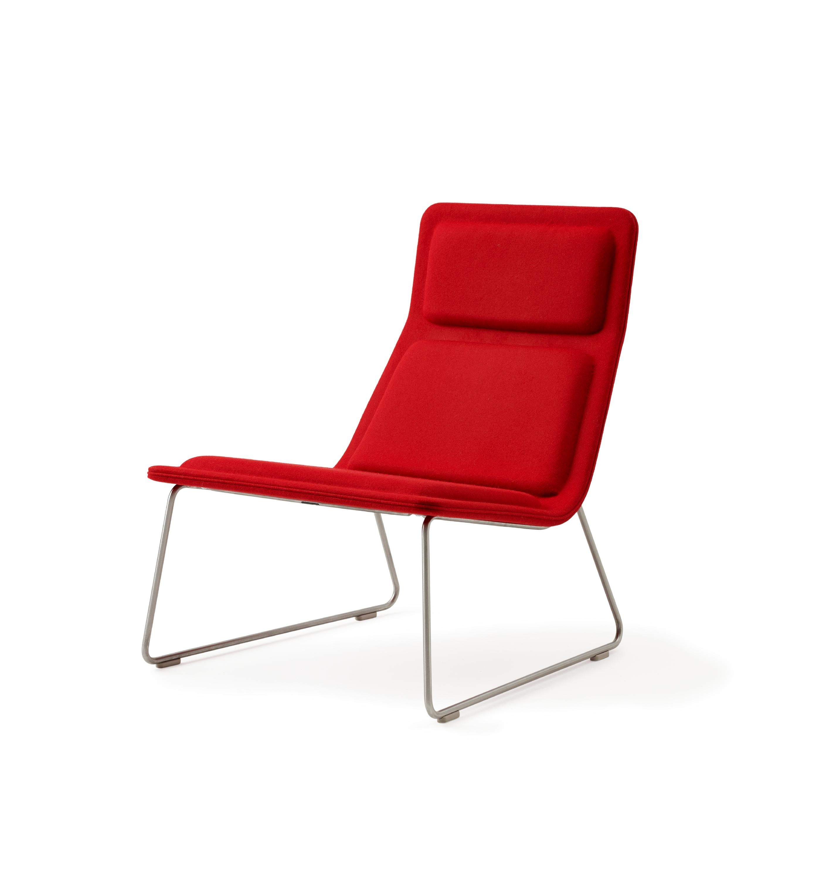Im Angebot: Jasper Morrison, Sessel mit niedriger Rückenlehne aus Buche mit Stoff oder Leder für Cappellini, Red (Hero - 809) 2