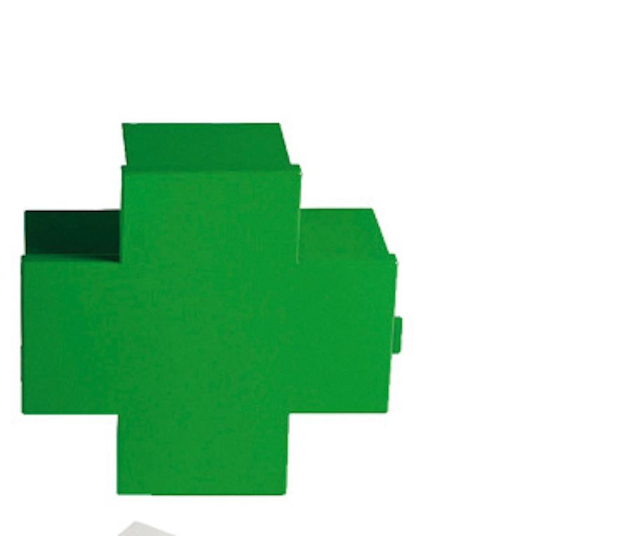 En vente : Green (Green ) Cabinet de croix Thomas Eriksson avec finition vernie brillante pour Cappellini 2
