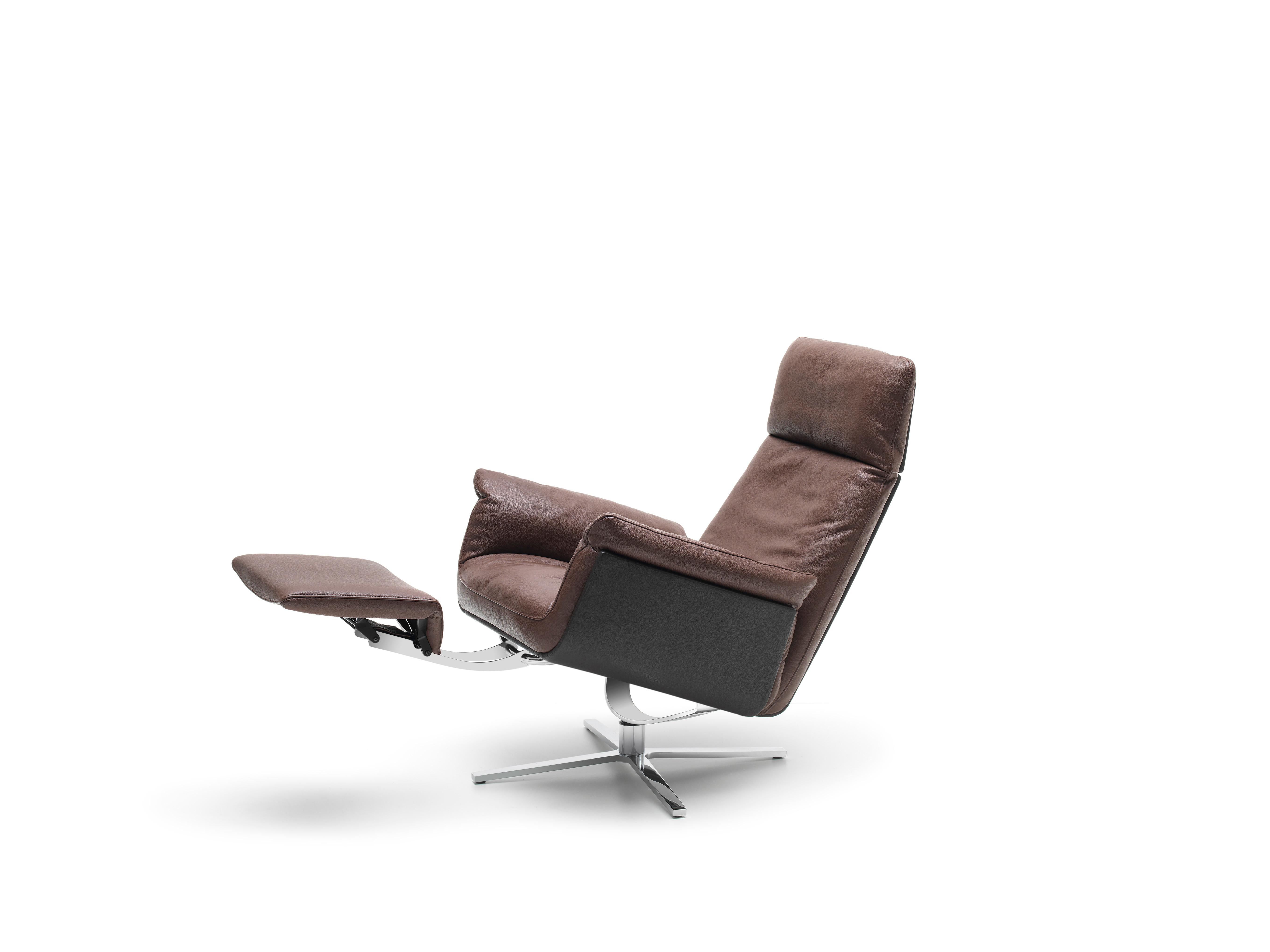 En vente : Brown (Whisky) Fauteuil pivotant réglable en cuir Shelby de FSM 2