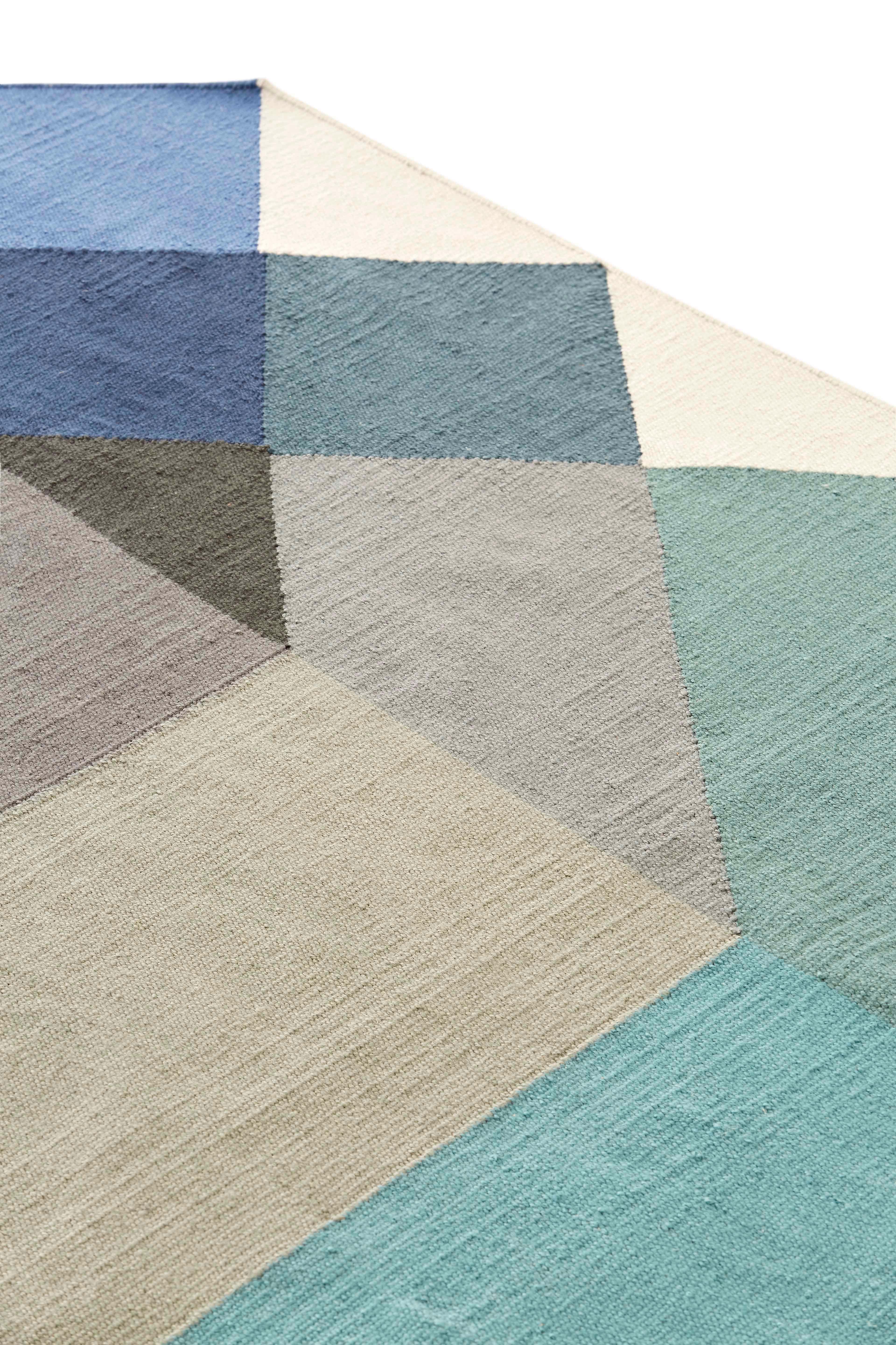 Im Angebot: GAN Kilim Diamond Medium Teppich von Charlotte Lancelot, Multi (Blue Green) 2