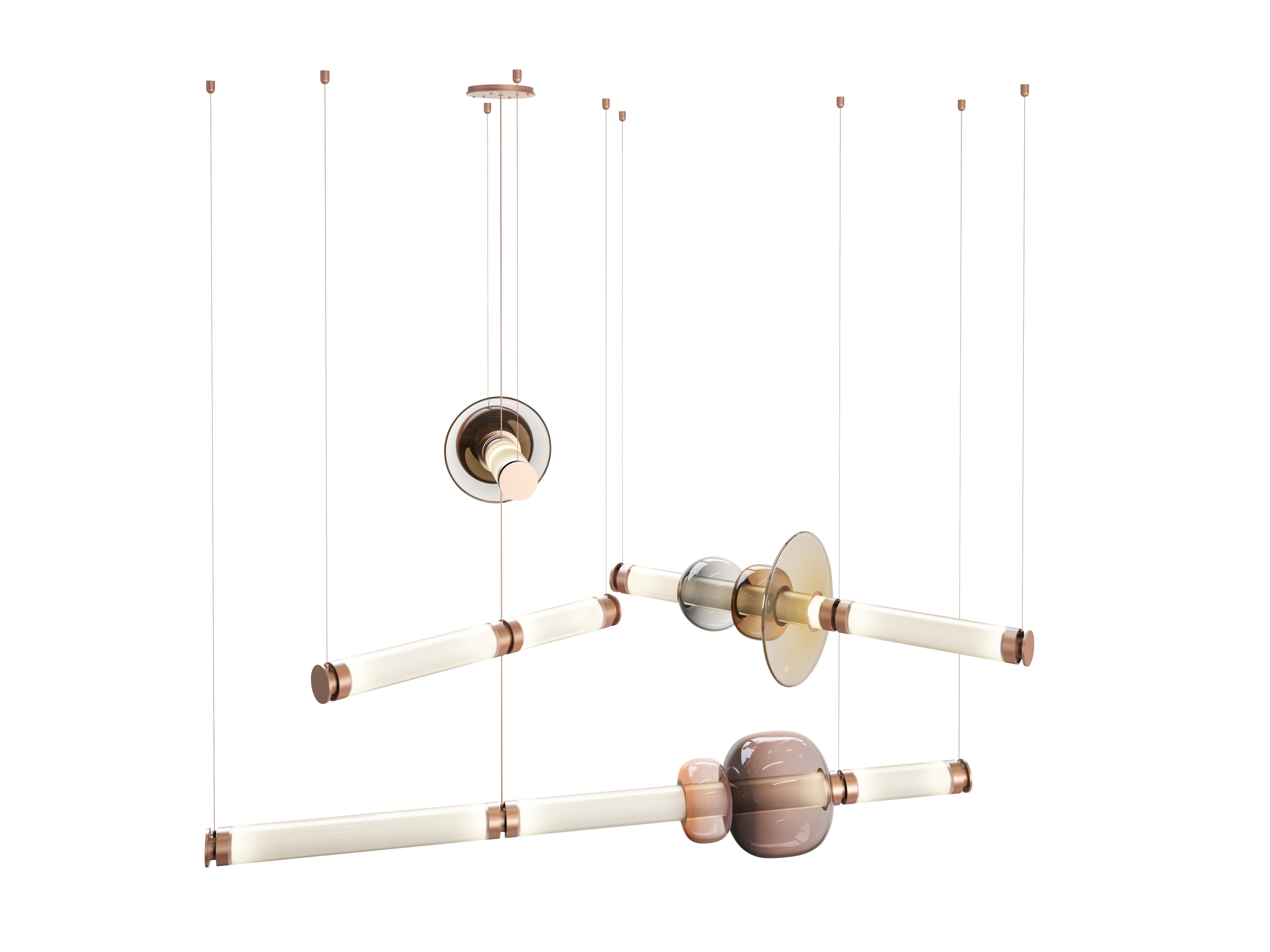 in vendita: Brown (Satin Copper) Lampadario Luna a 3 piani in vetro e metallo di Gabriel Scott